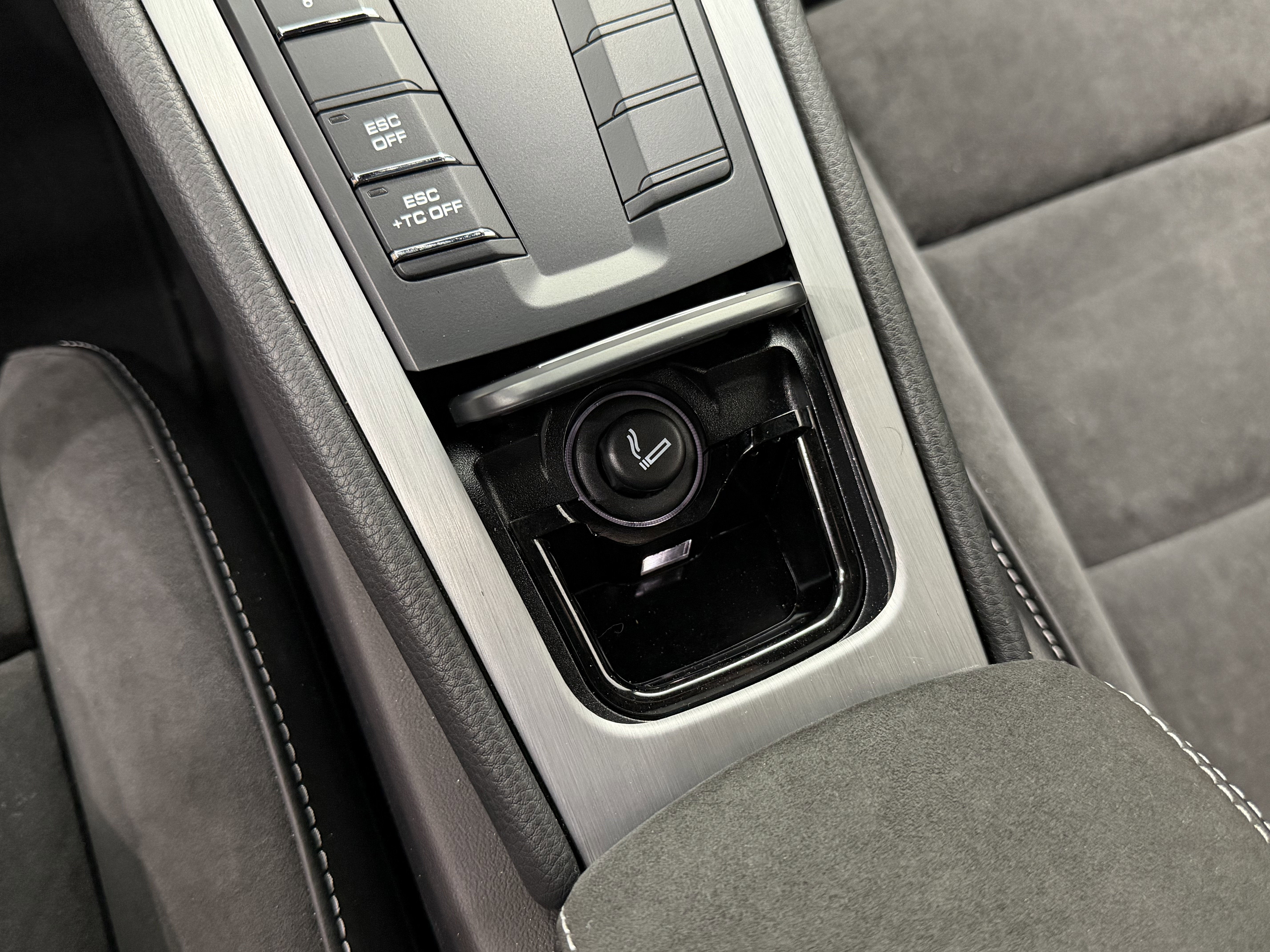 2021 Porsche 718 Cayman Gt4