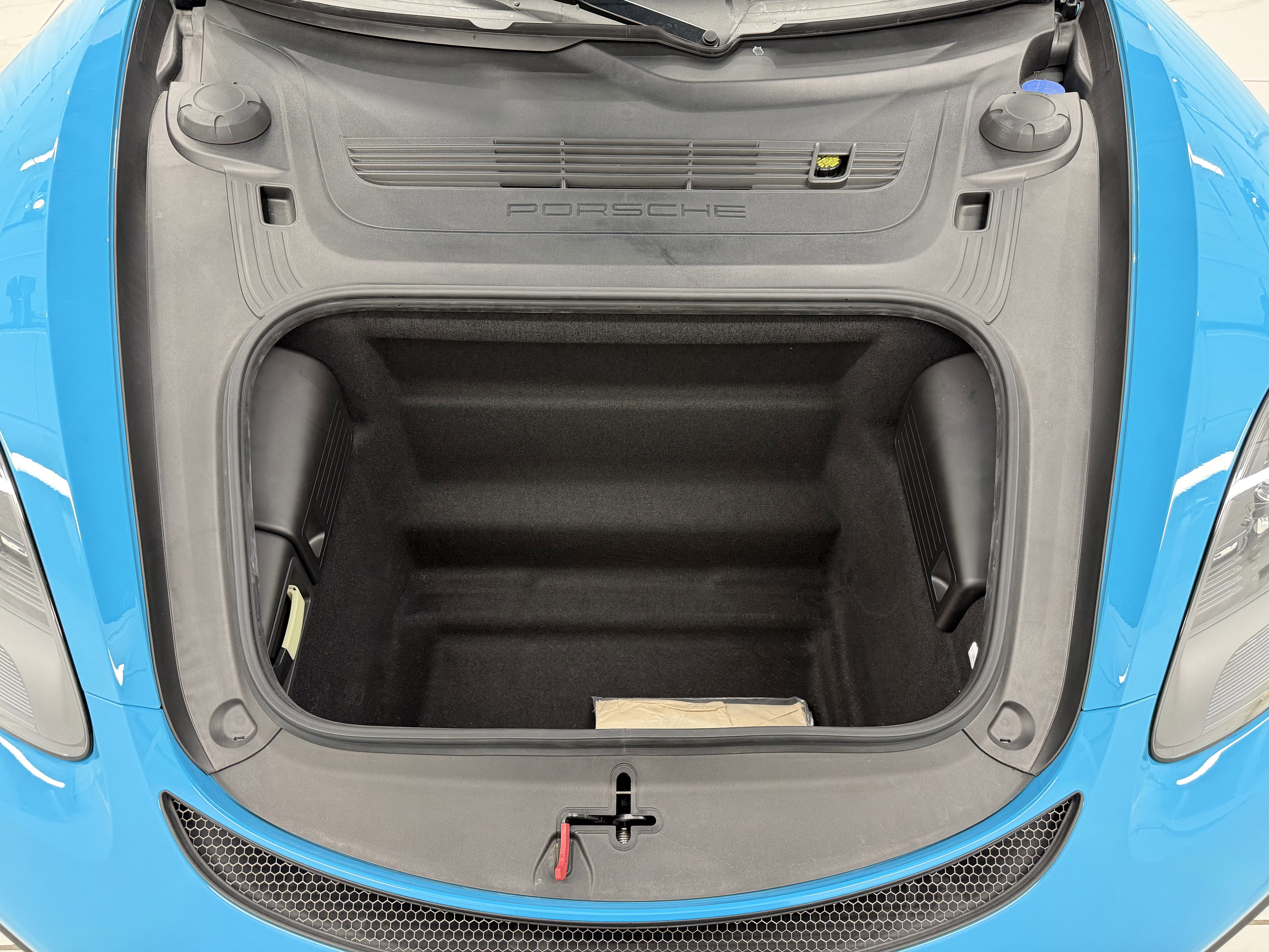 2021 Porsche 718 Cayman Gt4