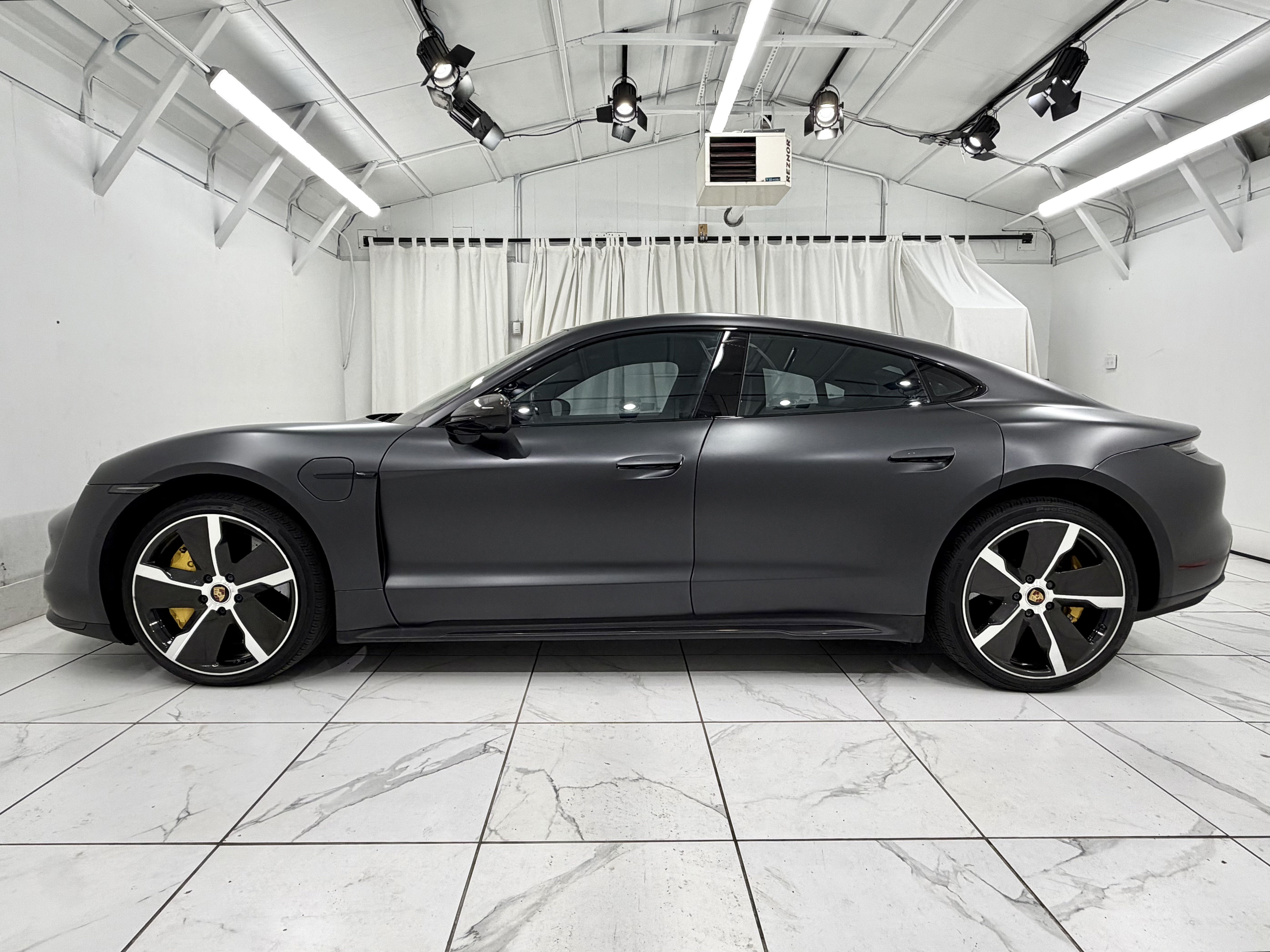 2020 Porsche Taycan Turbo S