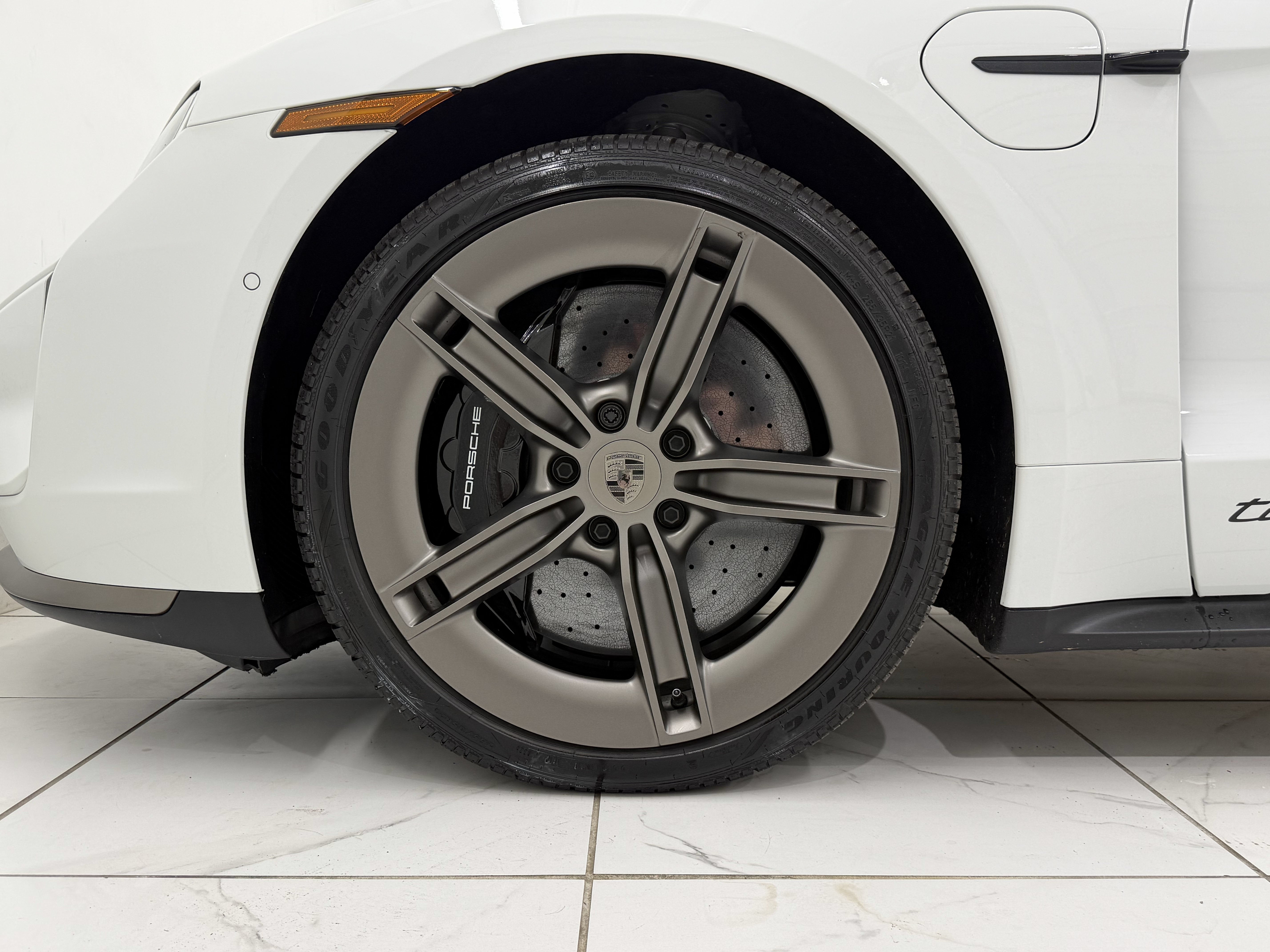 2025 Porsche Taycan Turbo S
