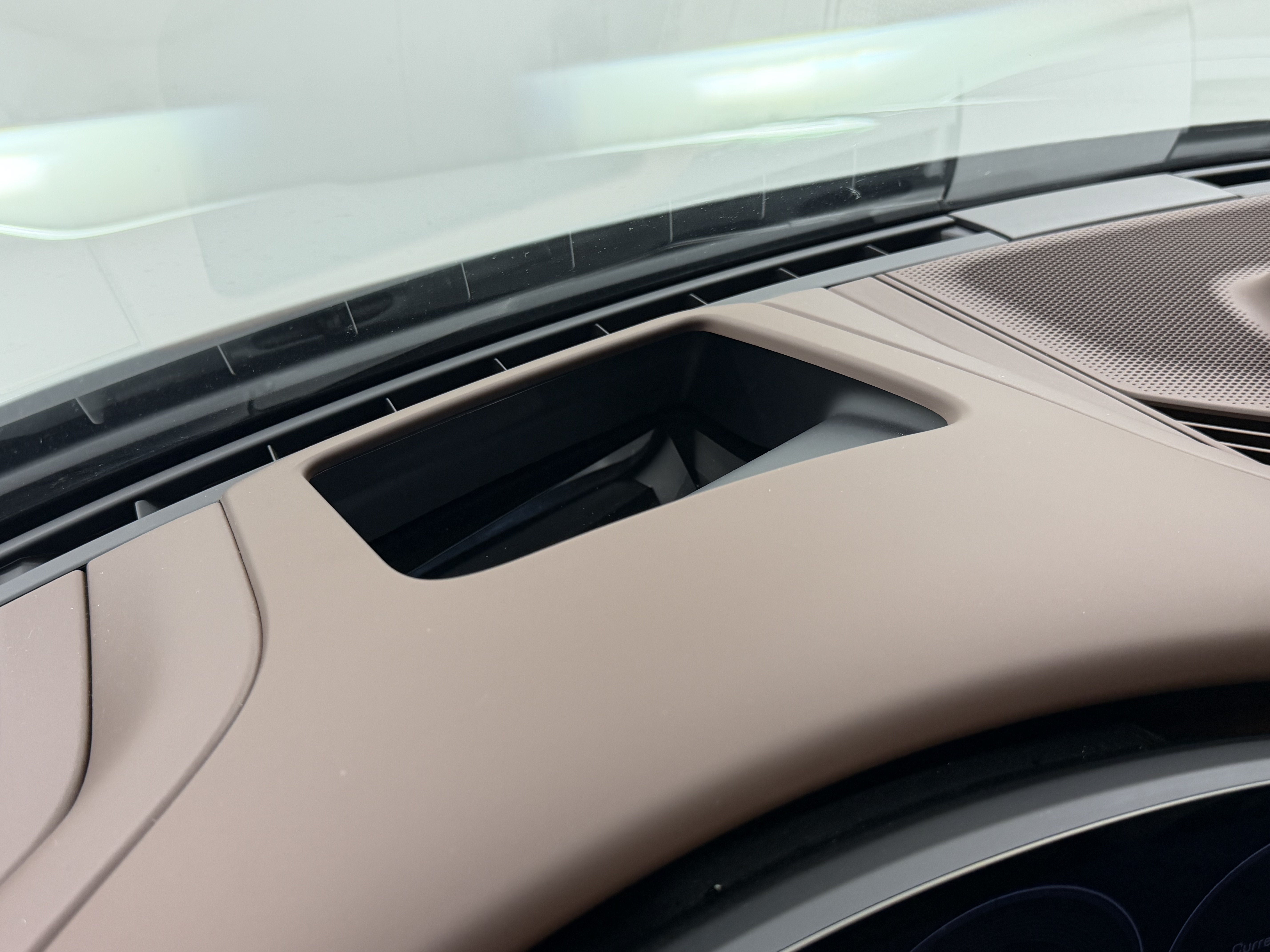 2025 Porsche Taycan Turbo S