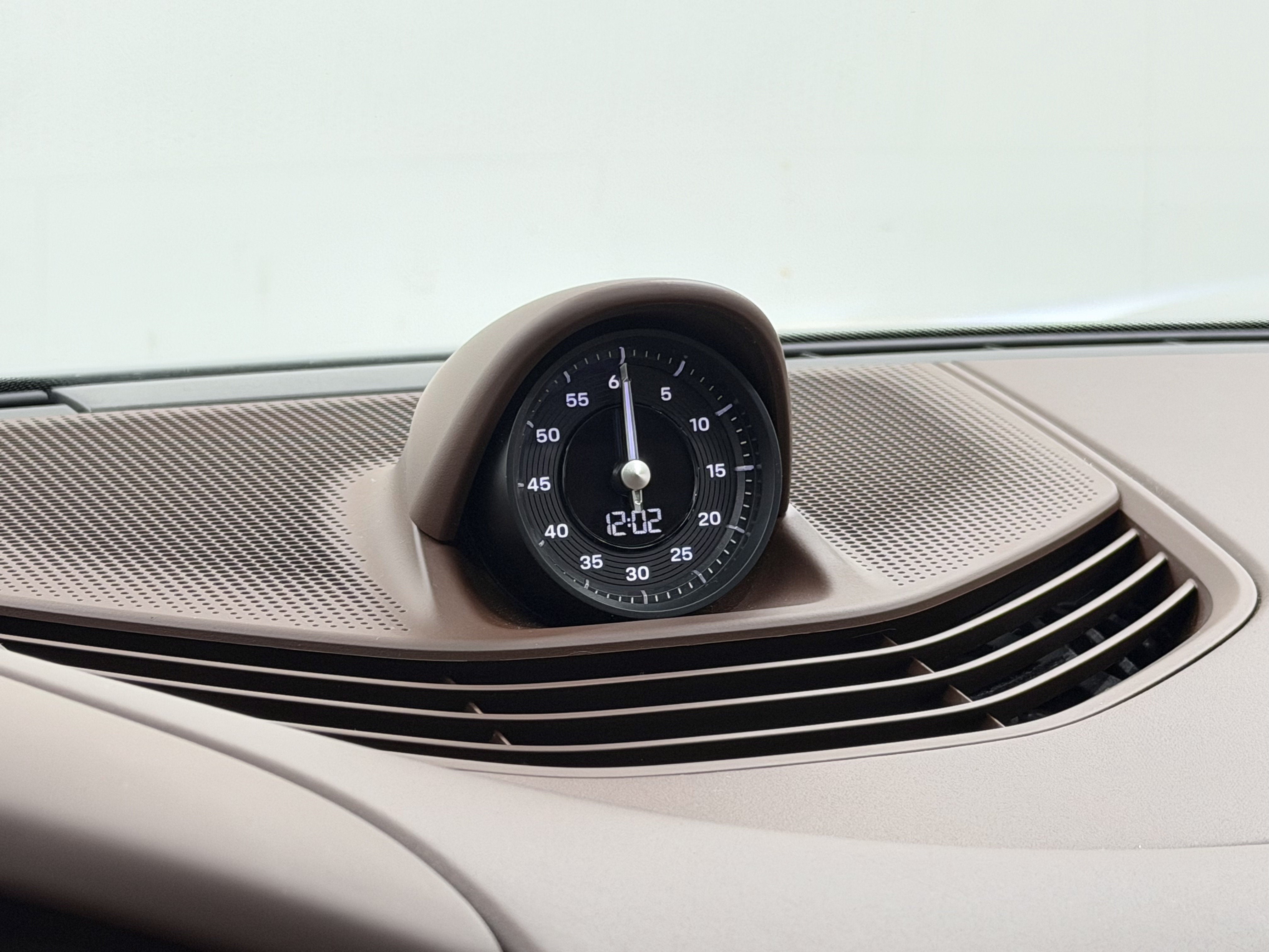 2025 Porsche Taycan Turbo S