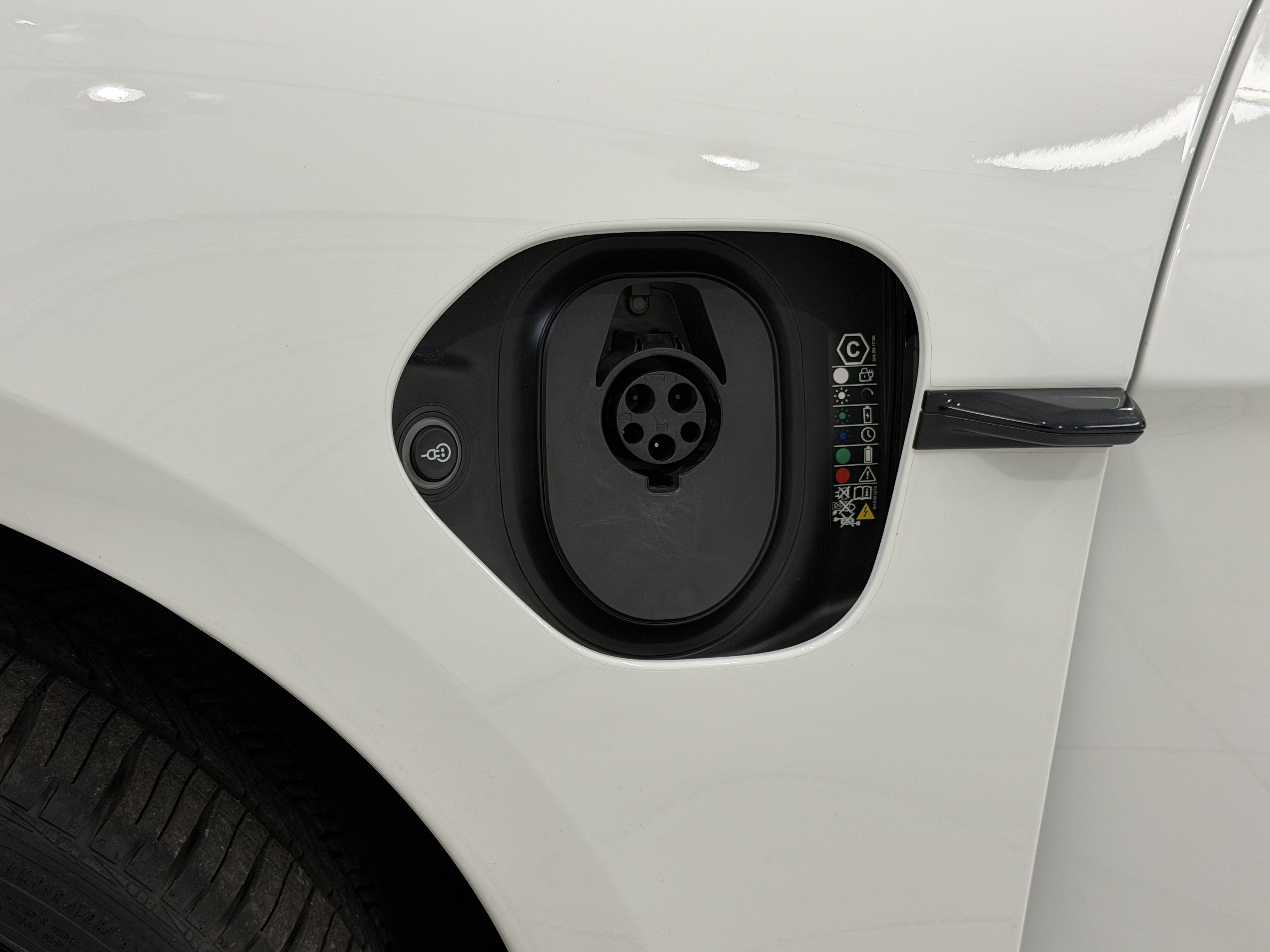 2025 Porsche Taycan Turbo S