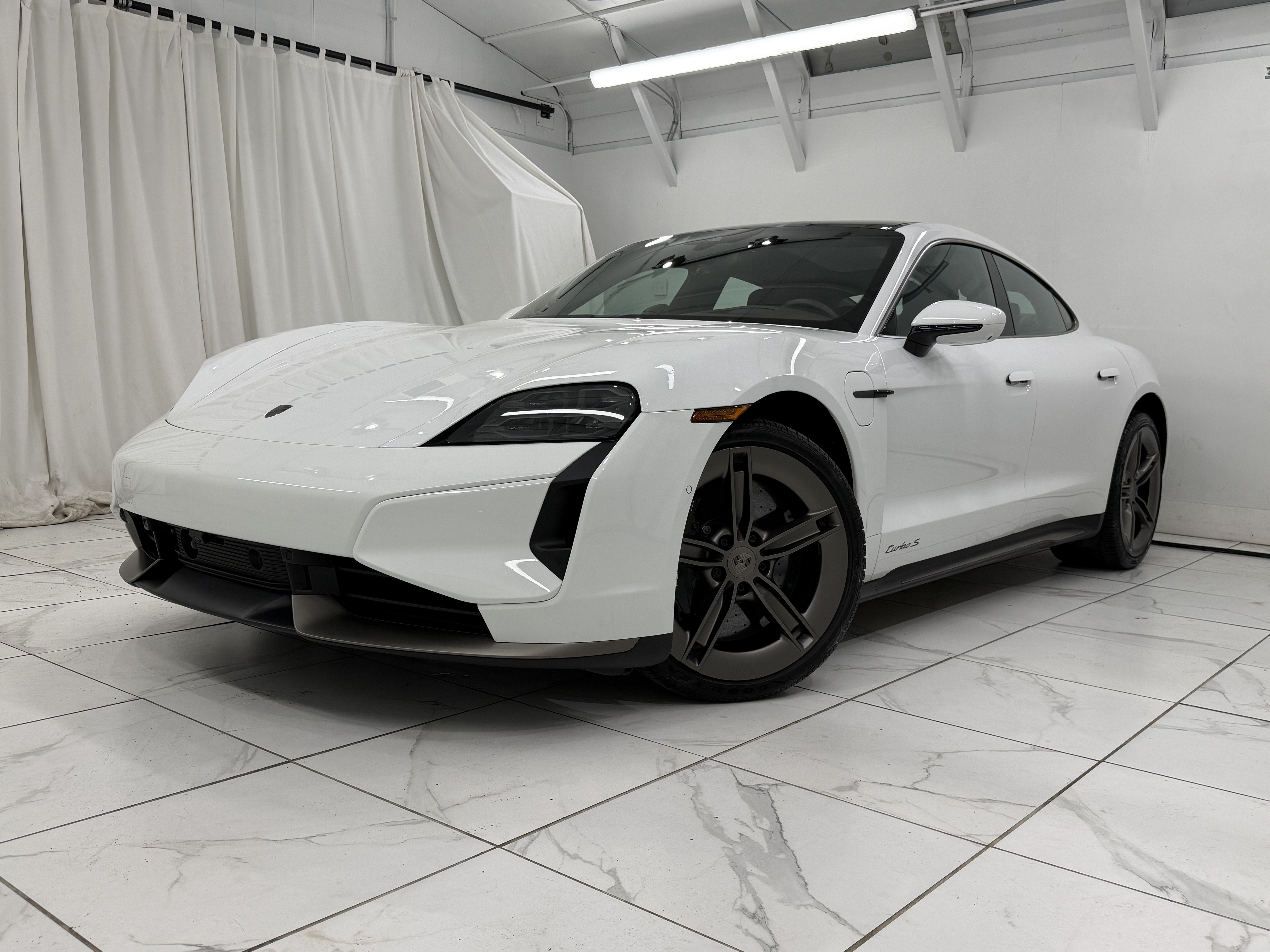 2025 Porsche Taycan Turbo S