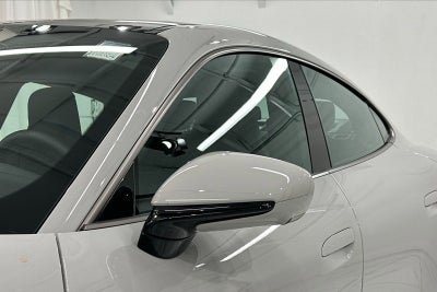 2025 Porsche Taycan Turbo