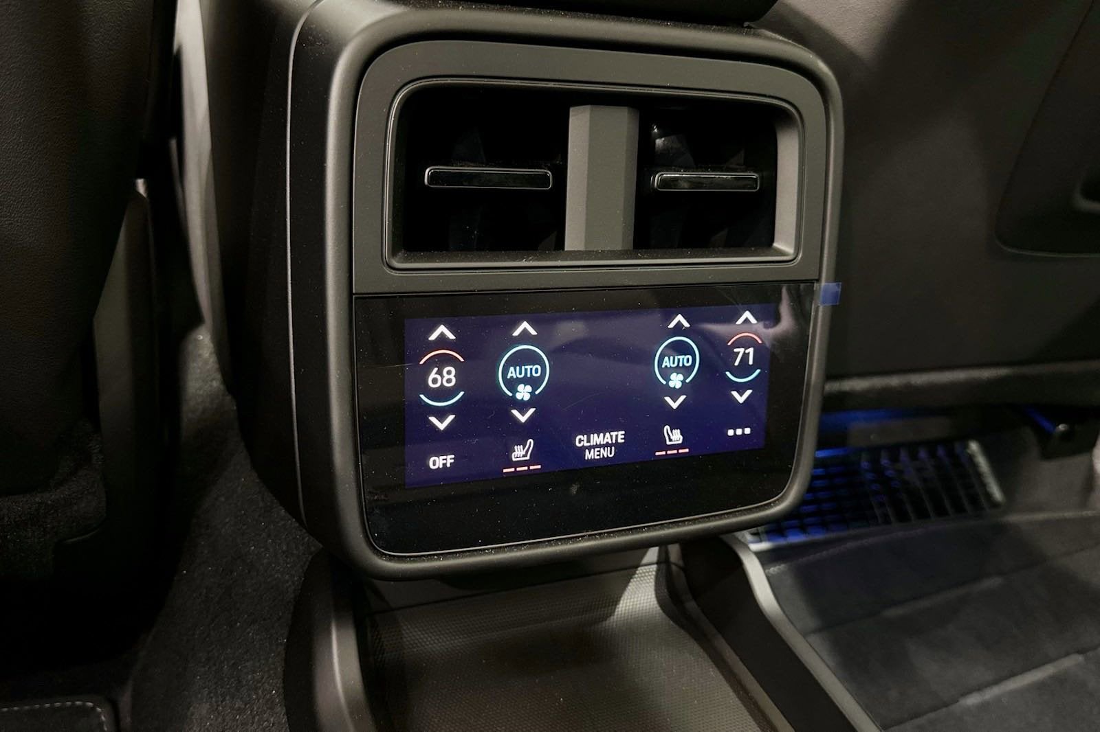 2025 Porsche Taycan Turbo