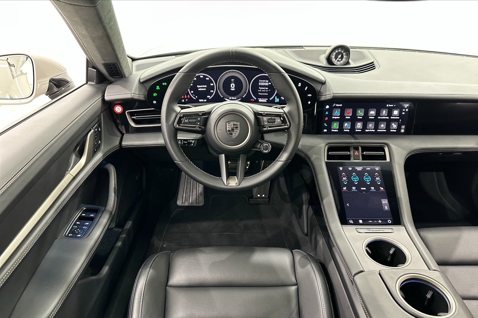 2025 Porsche Taycan Turbo