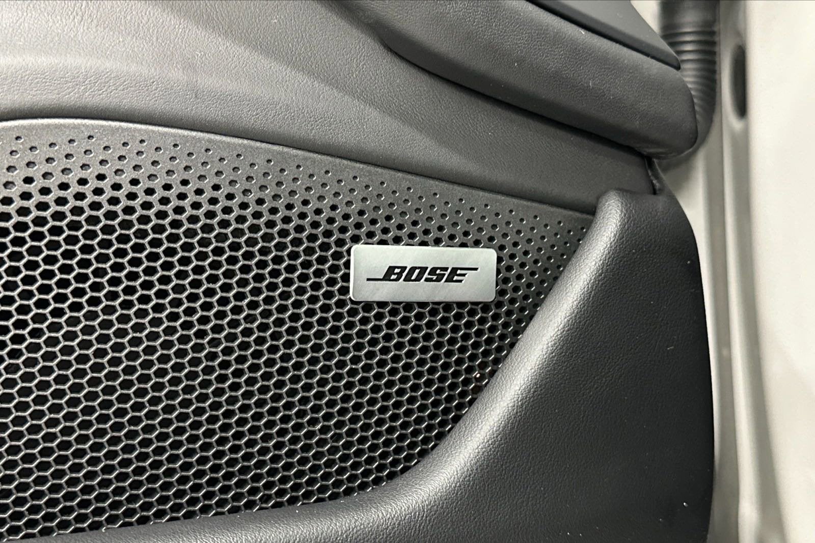 2025 Porsche Taycan Turbo