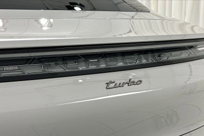 2025 Porsche Taycan Turbo