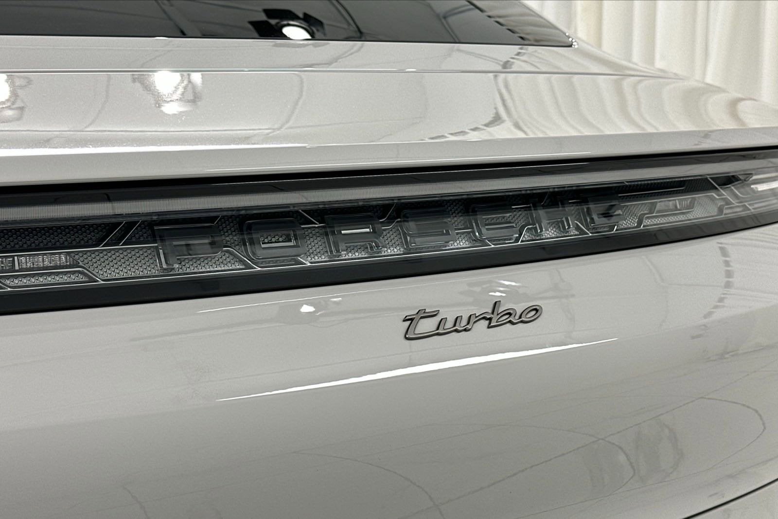 2025 Porsche Taycan Turbo