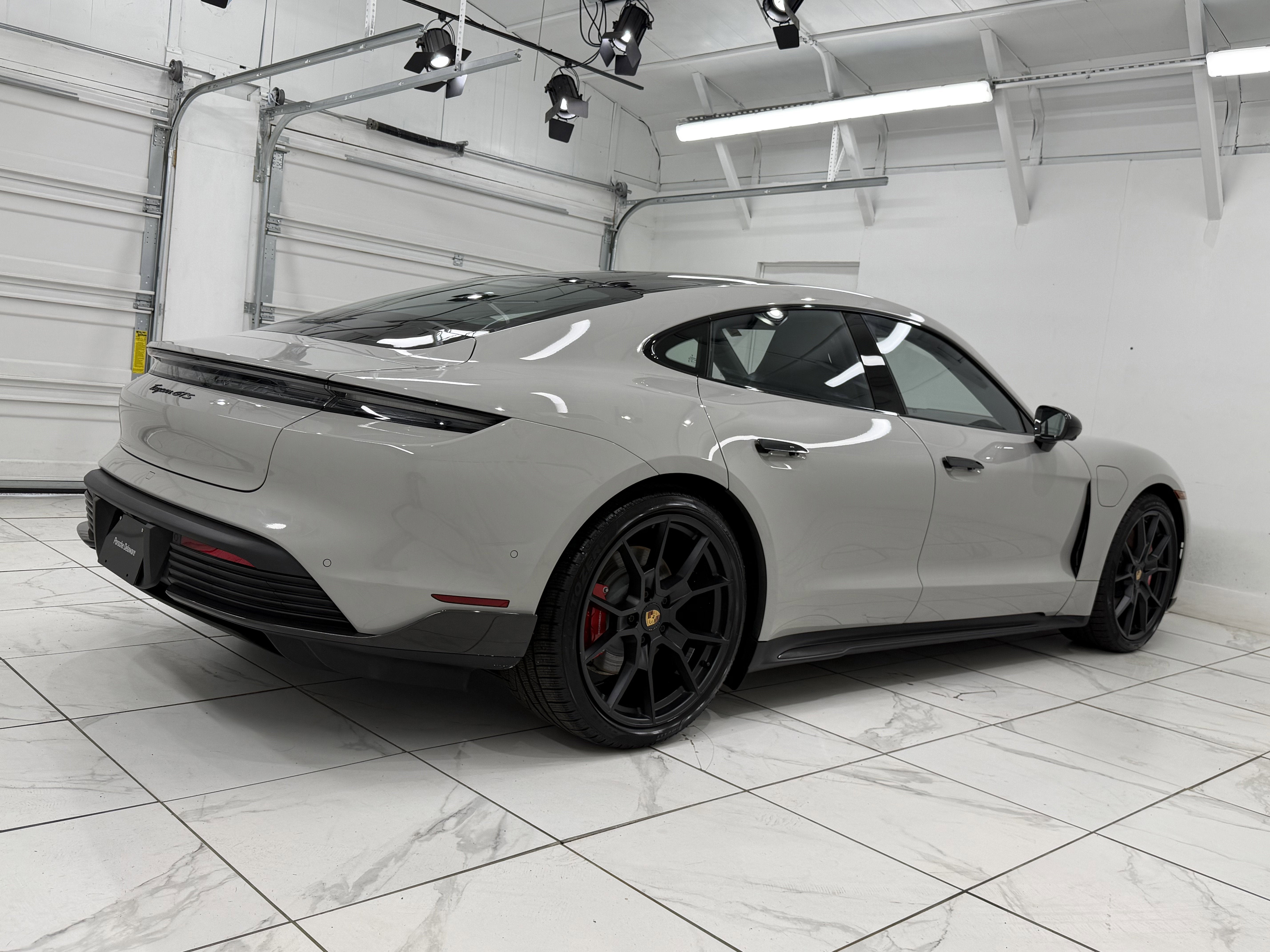 2024 Porsche Taycan GTS