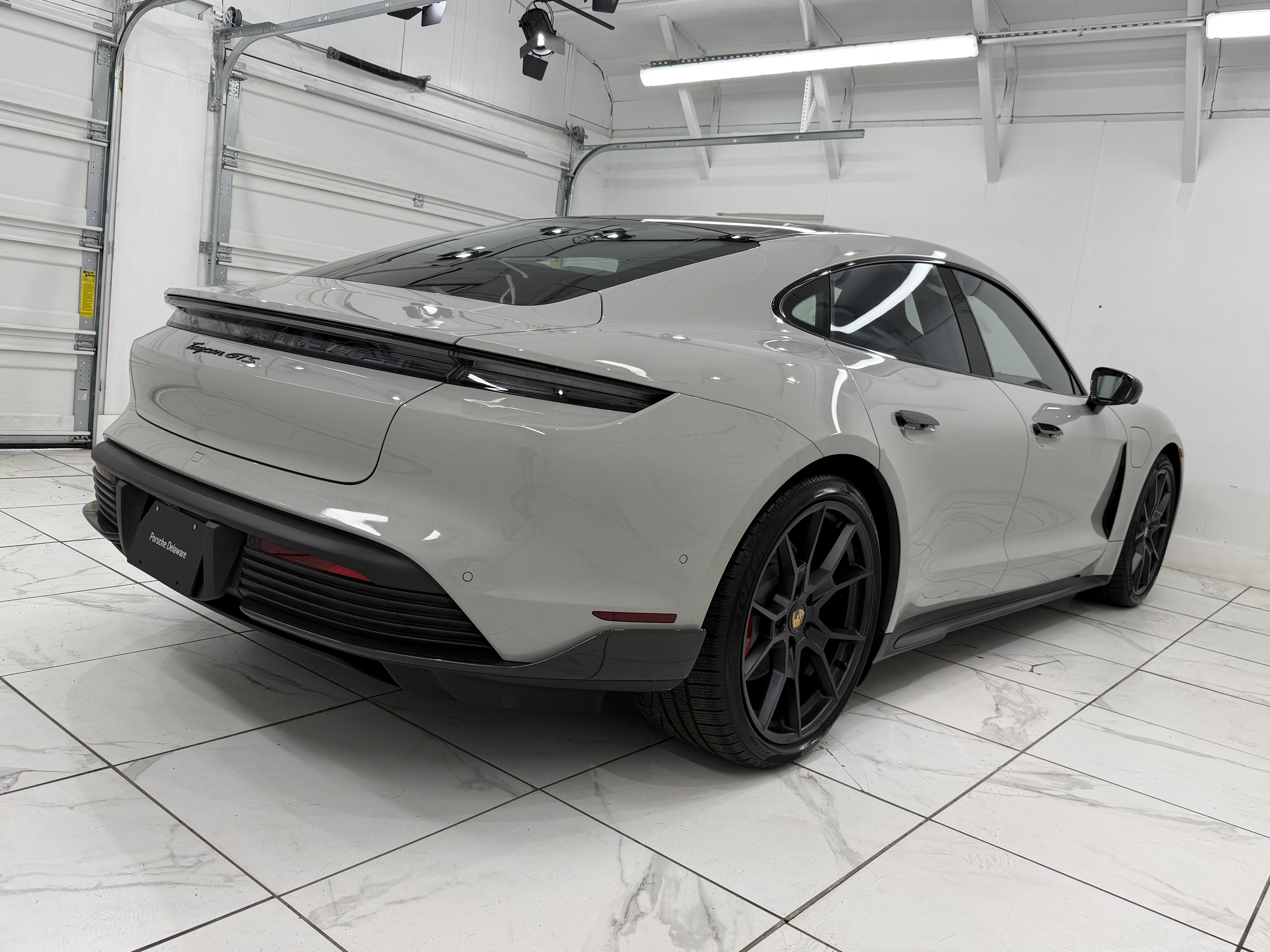 2024 Porsche Taycan GTS