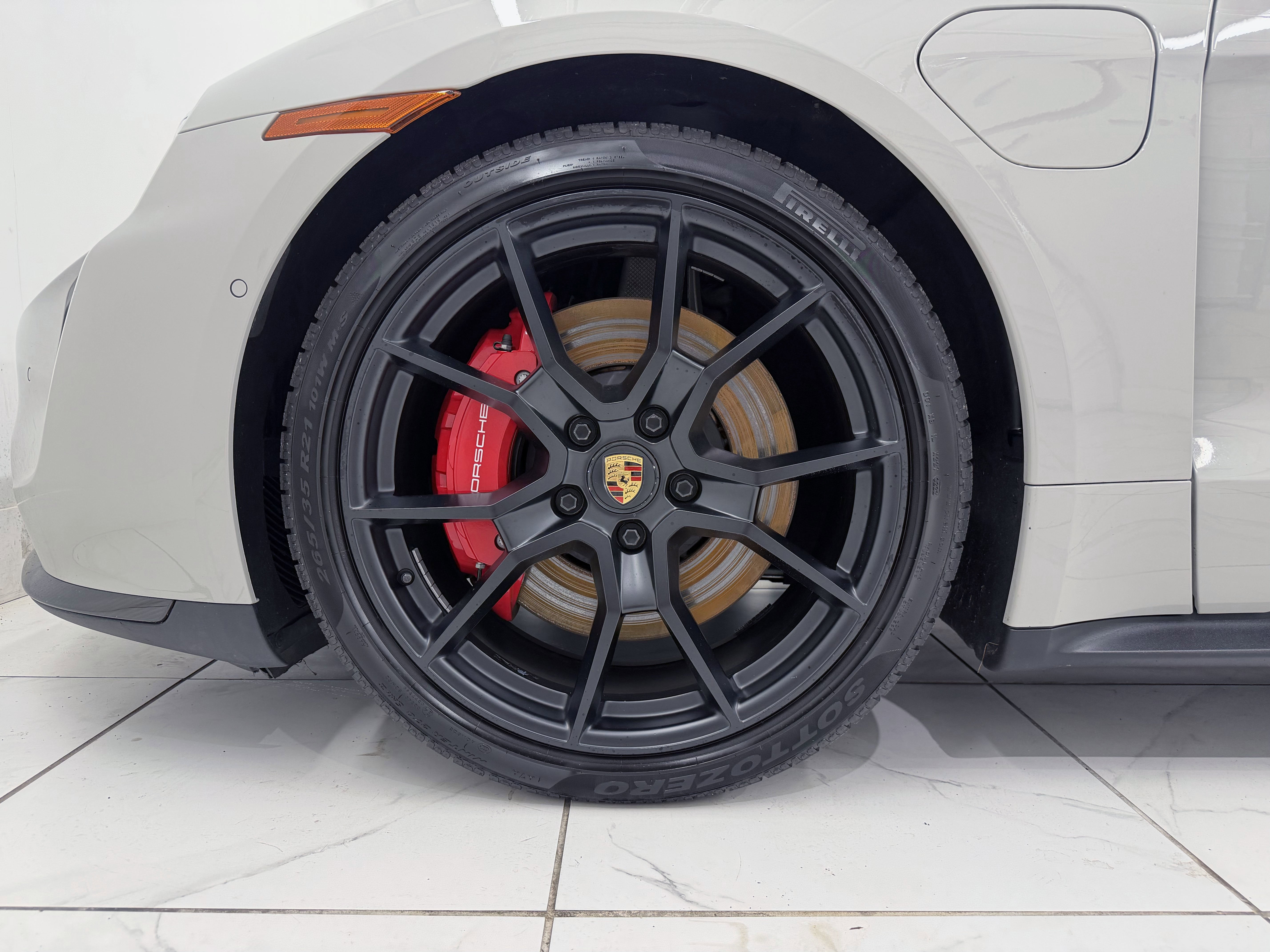 2024 Porsche Taycan GTS
