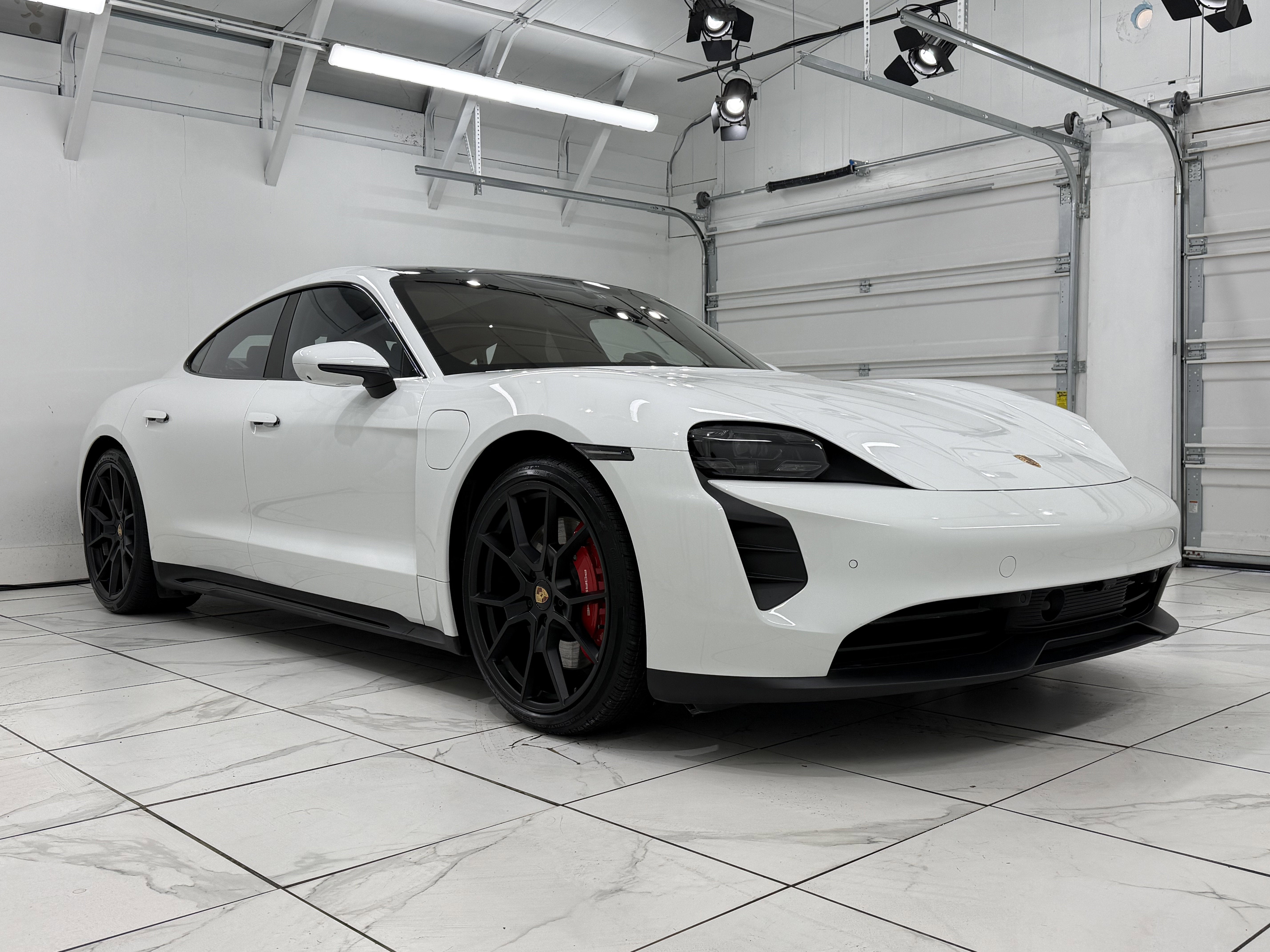 2024 Porsche Taycan GTS