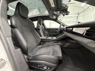 2024 Porsche Taycan GTS