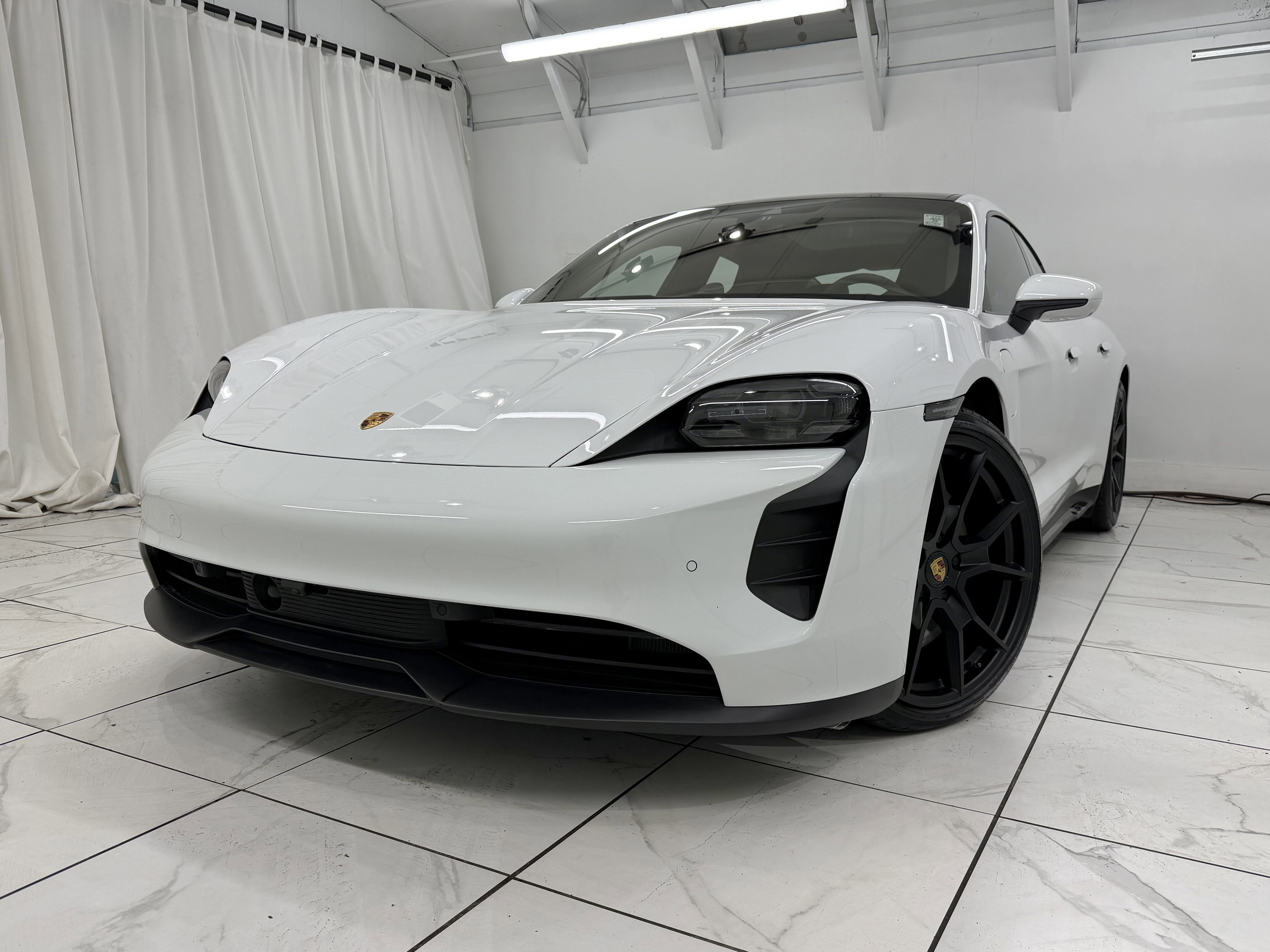 2024 Porsche Taycan GTS