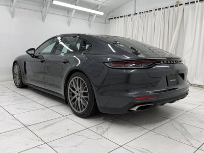 2023 Porsche Panamera 4