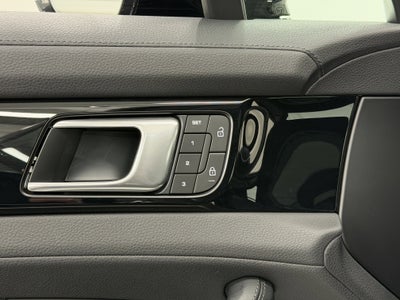 2023 Porsche Panamera 4