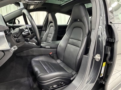 2023 Porsche Panamera 4