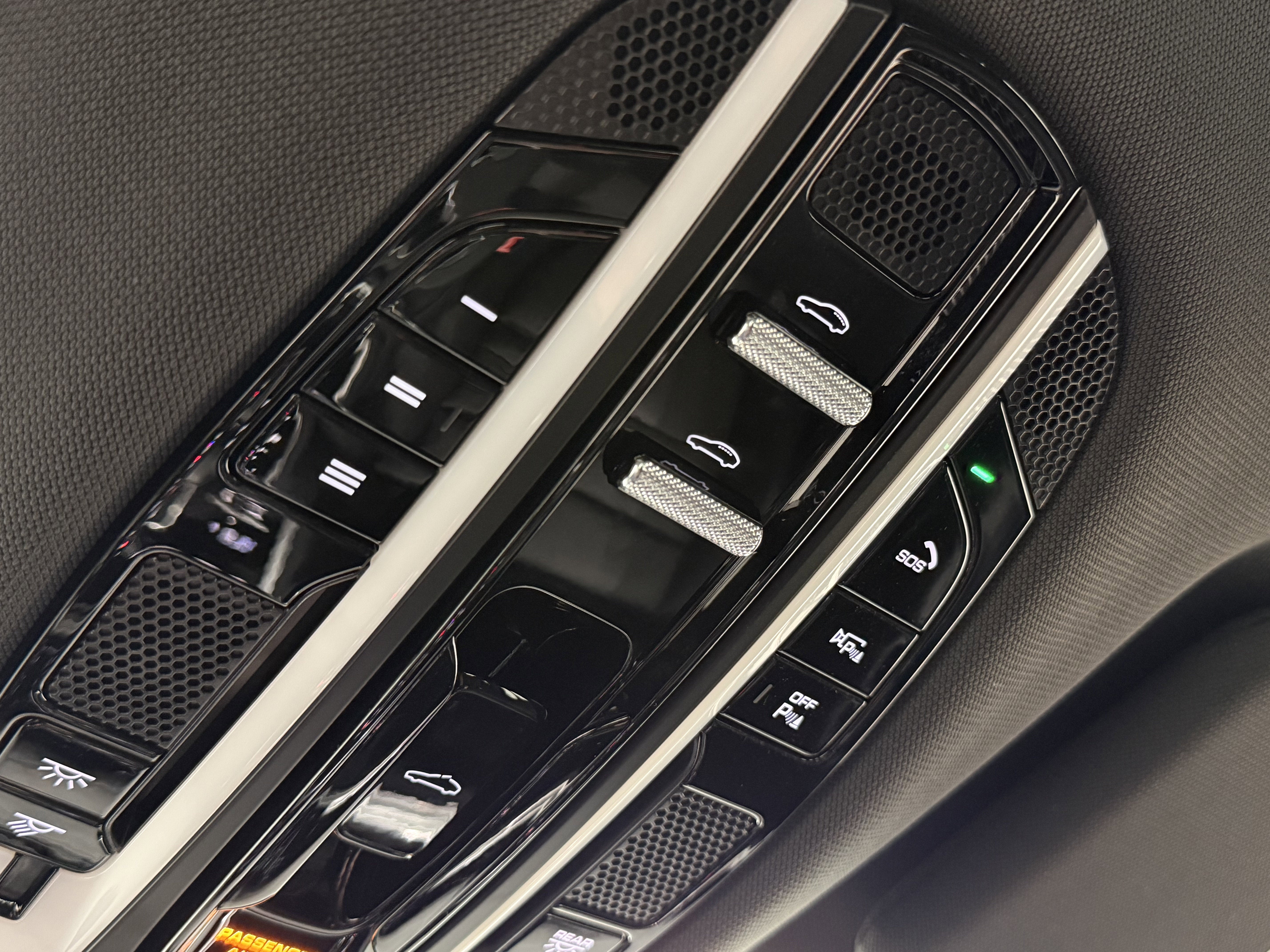 2023 Porsche Panamera 4