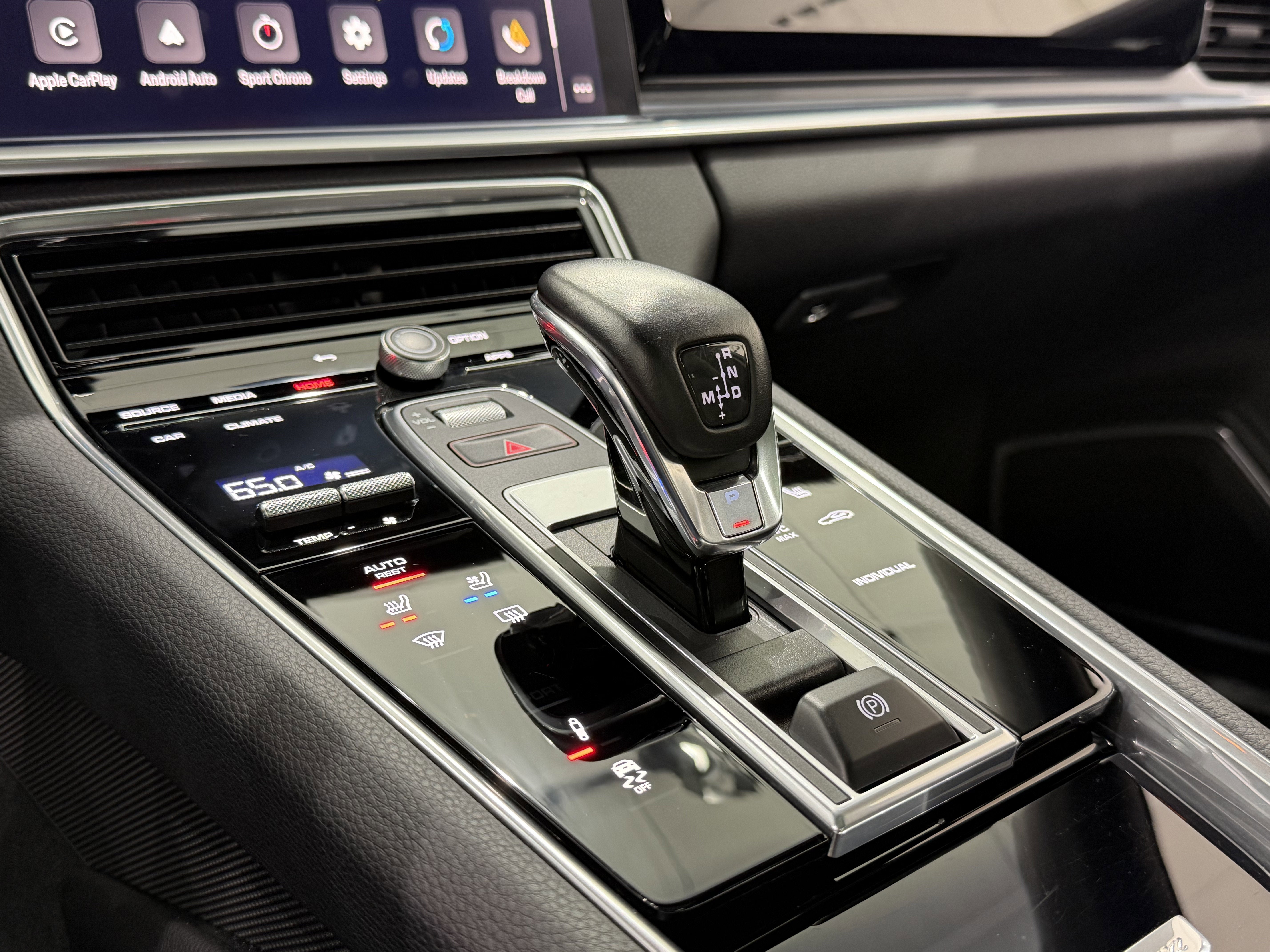 2023 Porsche Panamera 4