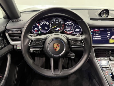 2023 Porsche Panamera 4