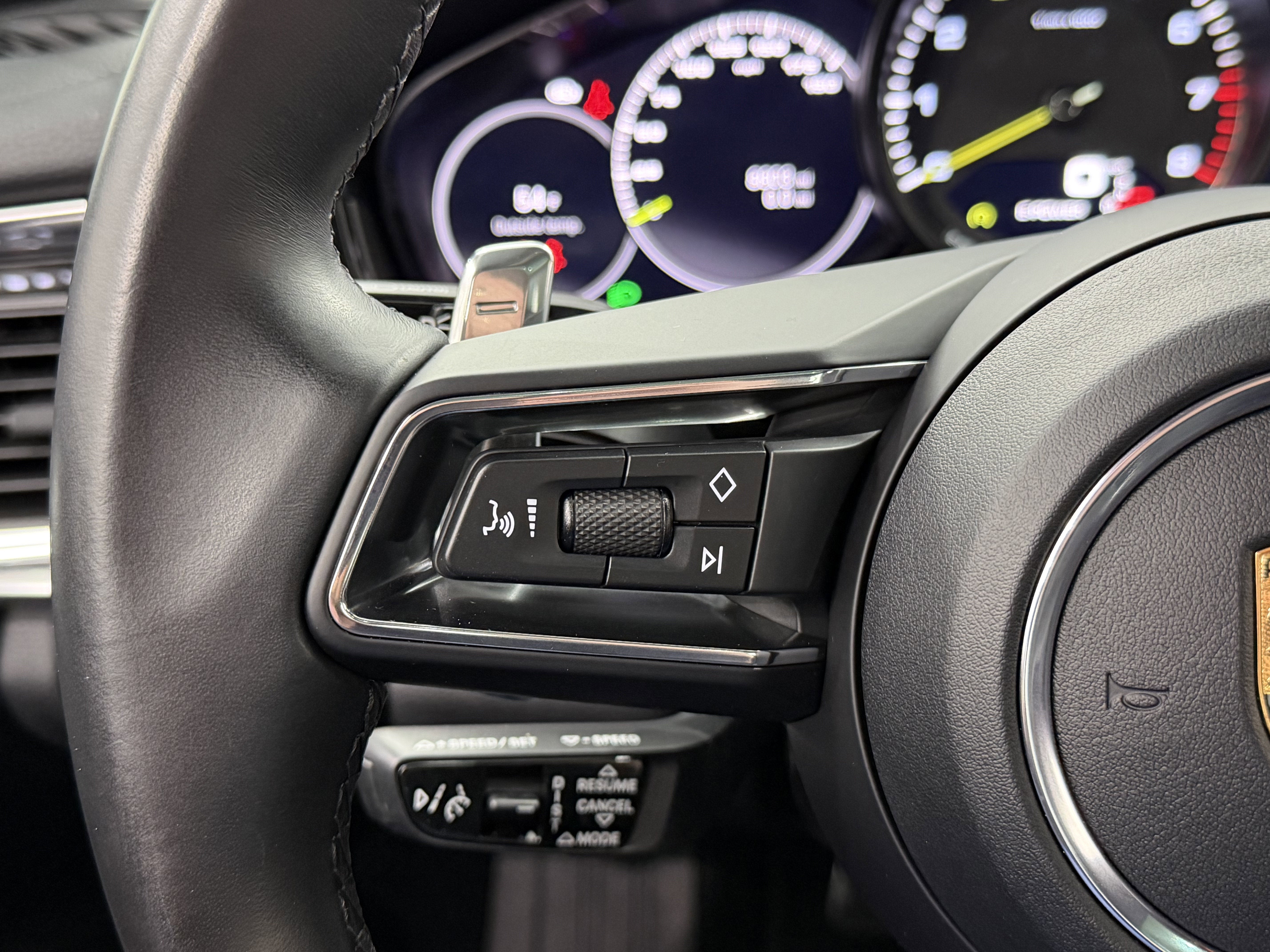 2023 Porsche Panamera 4