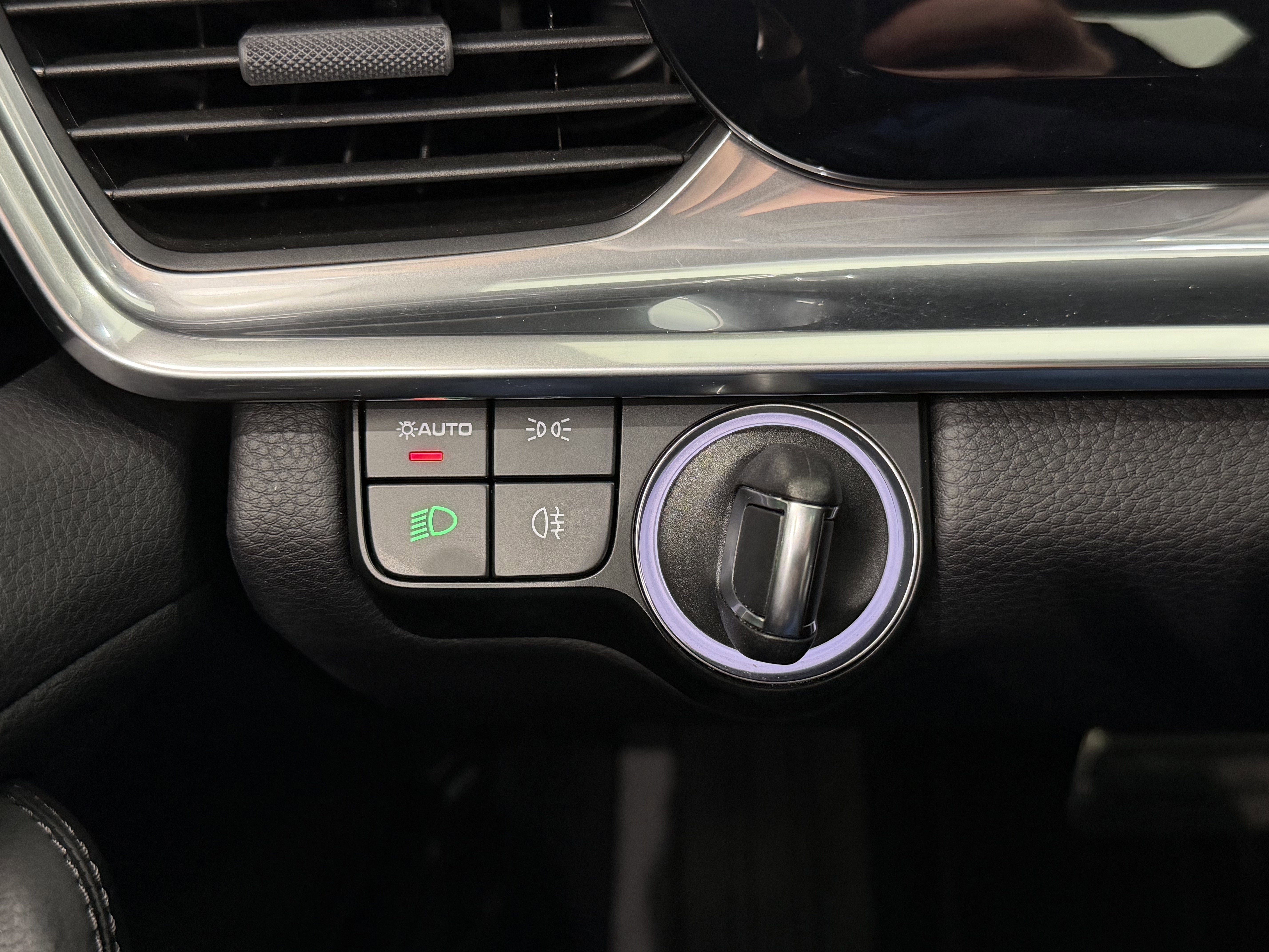 2023 Porsche Panamera 4