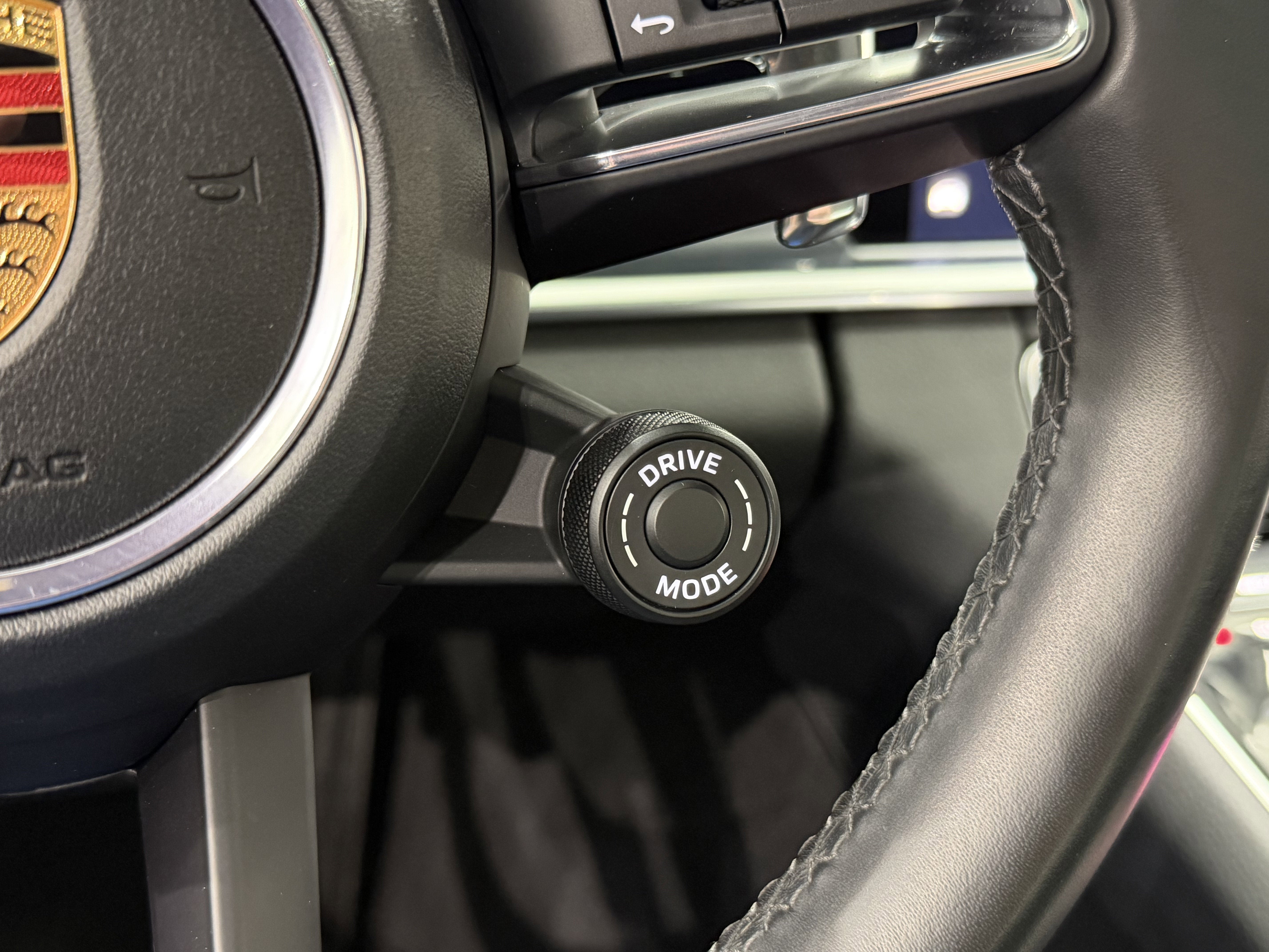 2023 Porsche Panamera 4