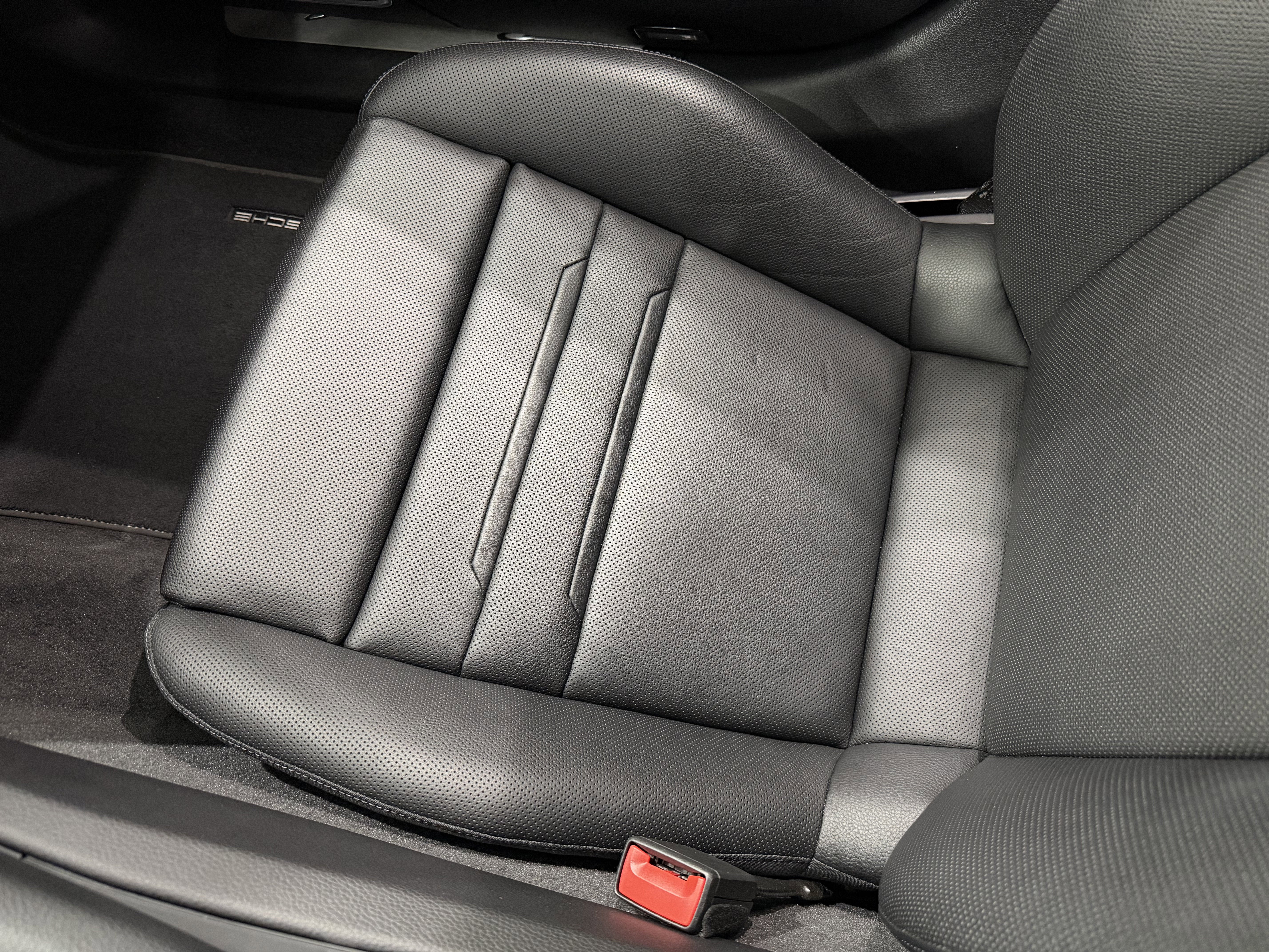 2023 Porsche Panamera 4