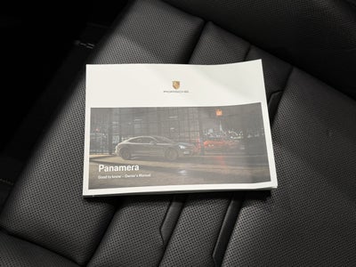 2023 Porsche Panamera 4