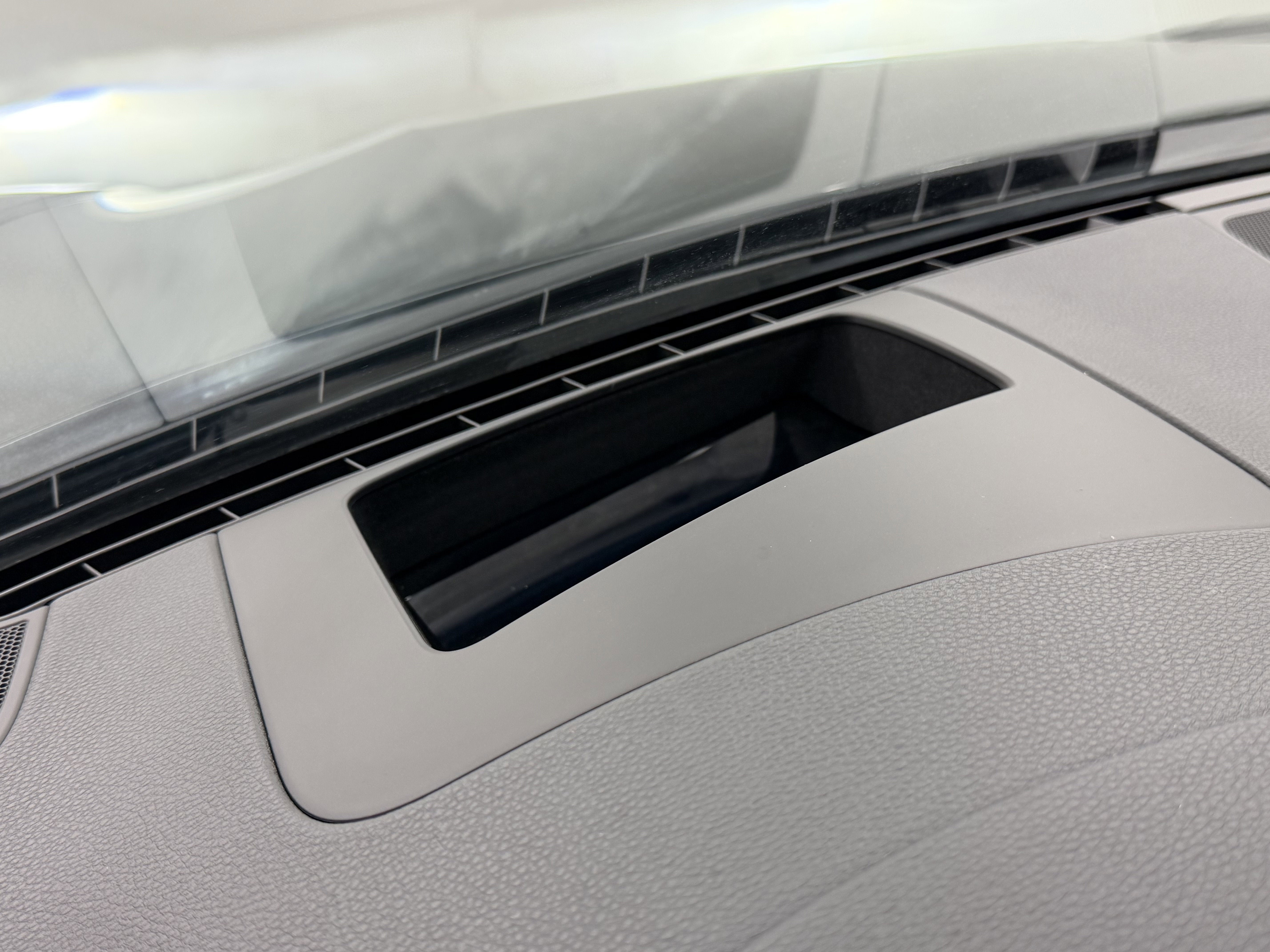 2023 Porsche Panamera 4