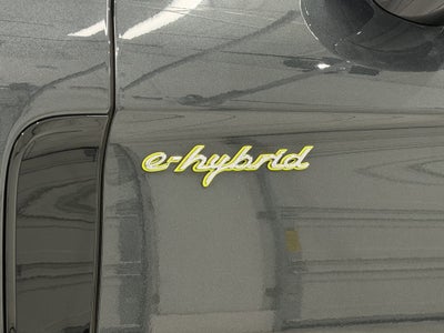 2023 Porsche Panamera 4