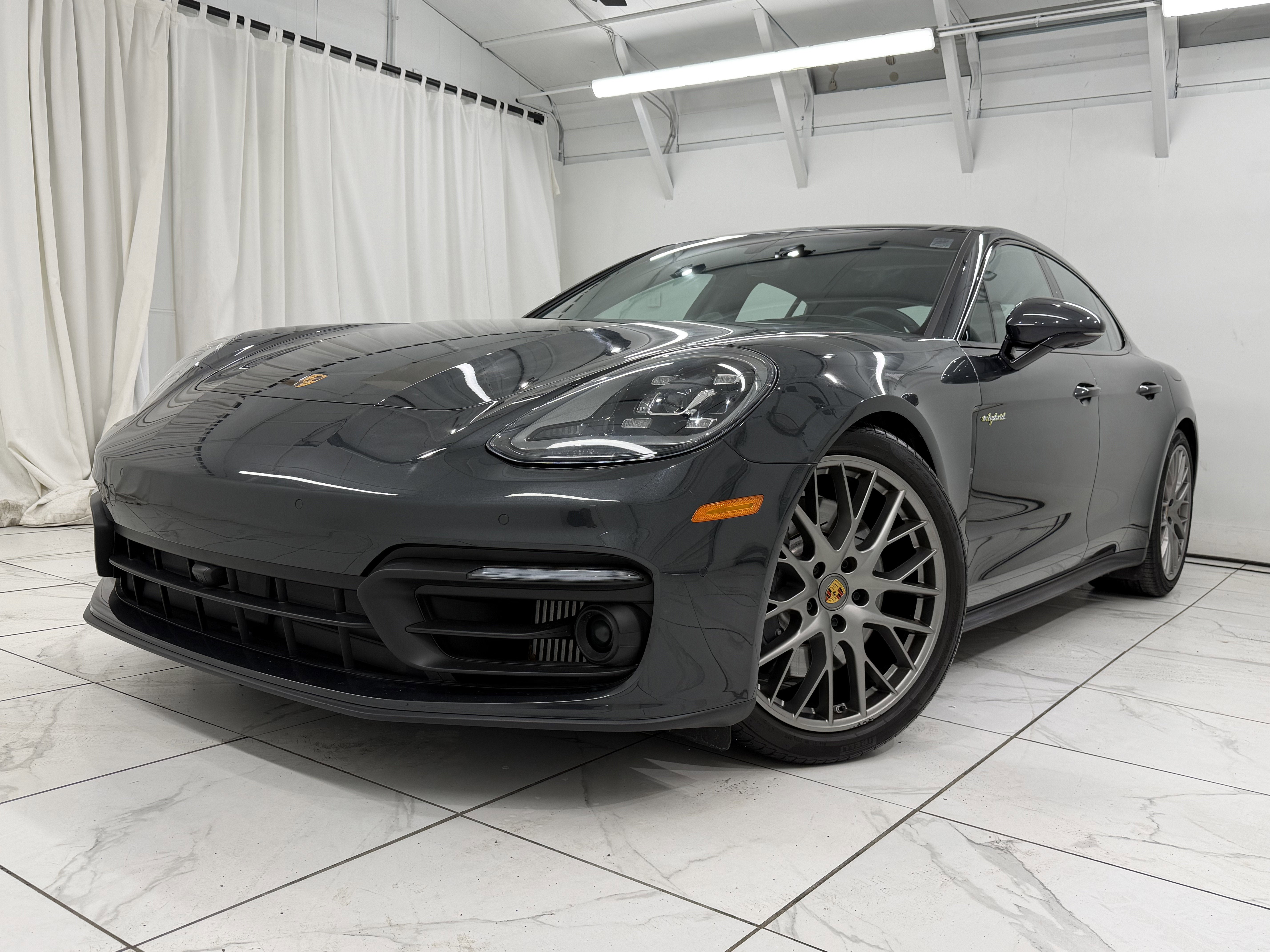 2023 Porsche Panamera 4