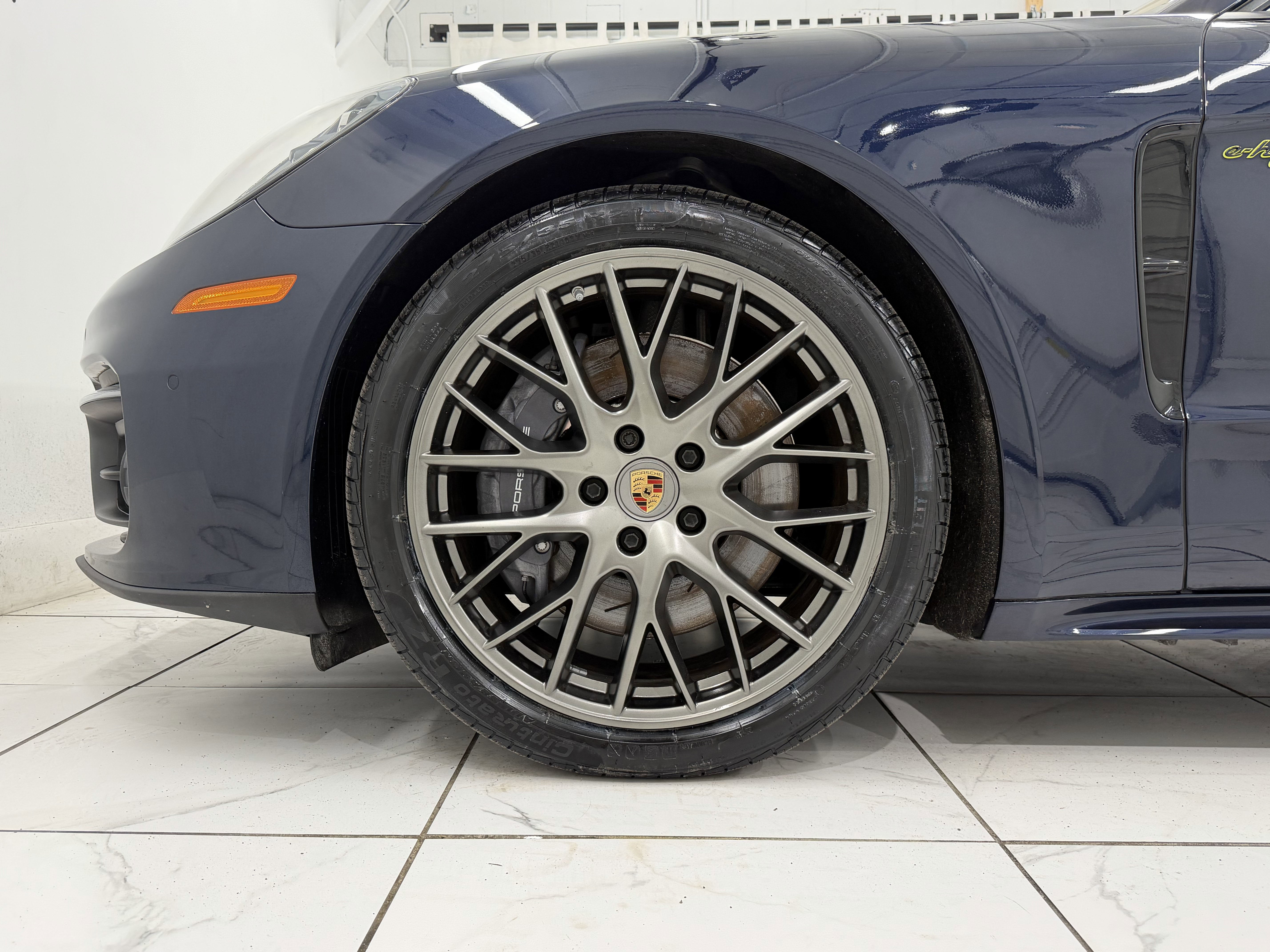 2023 Porsche Panamera 4 E-Hybrid