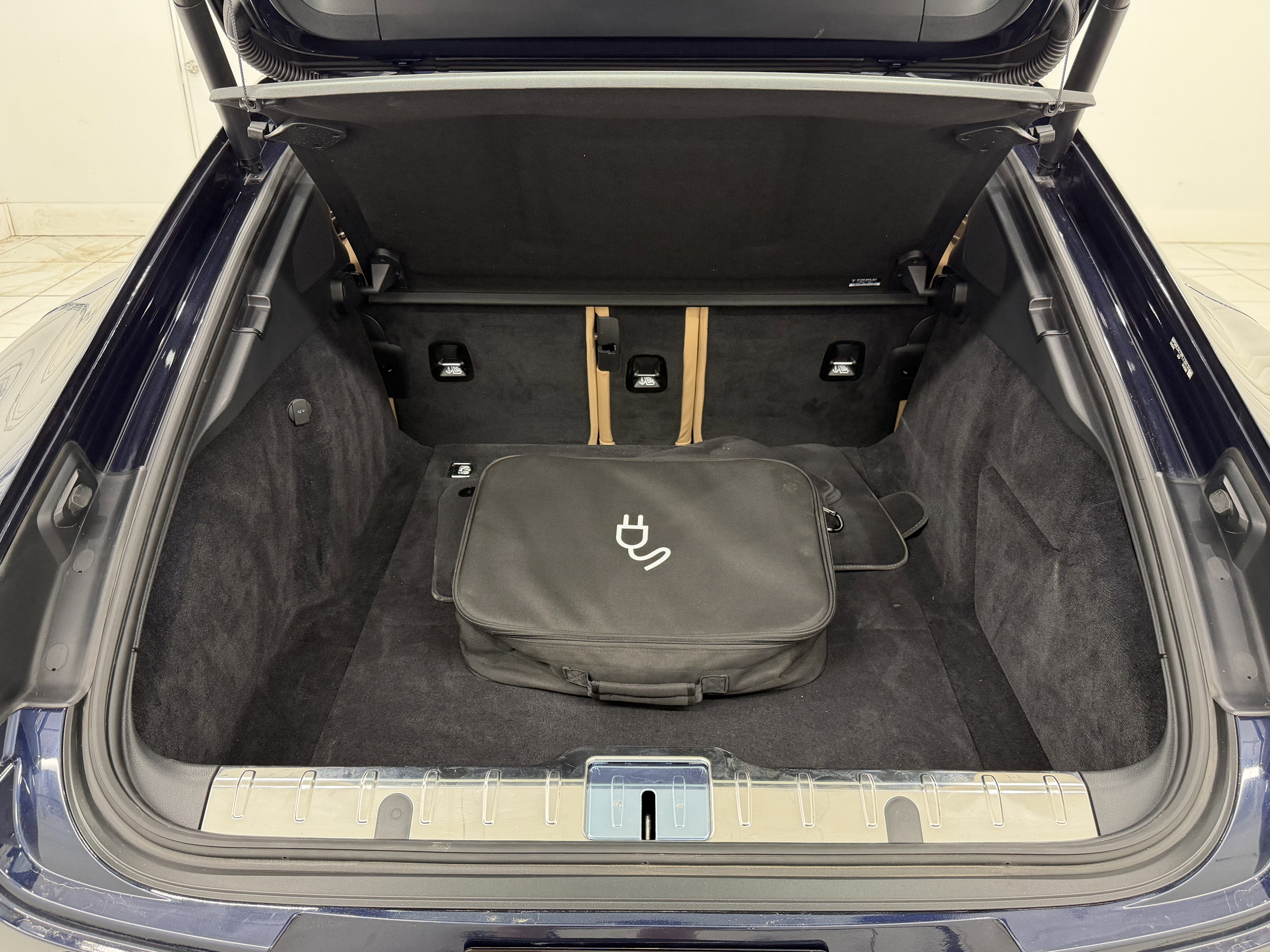 2023 Porsche Panamera 4 E-Hybrid