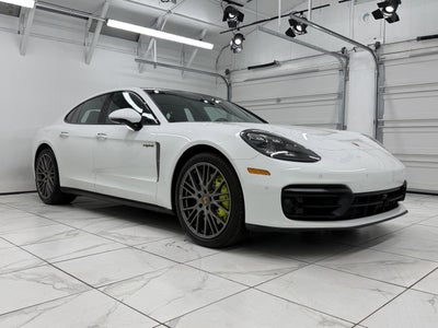 2023 Porsche Panamera 4 E-Hybrid Platinum Edition