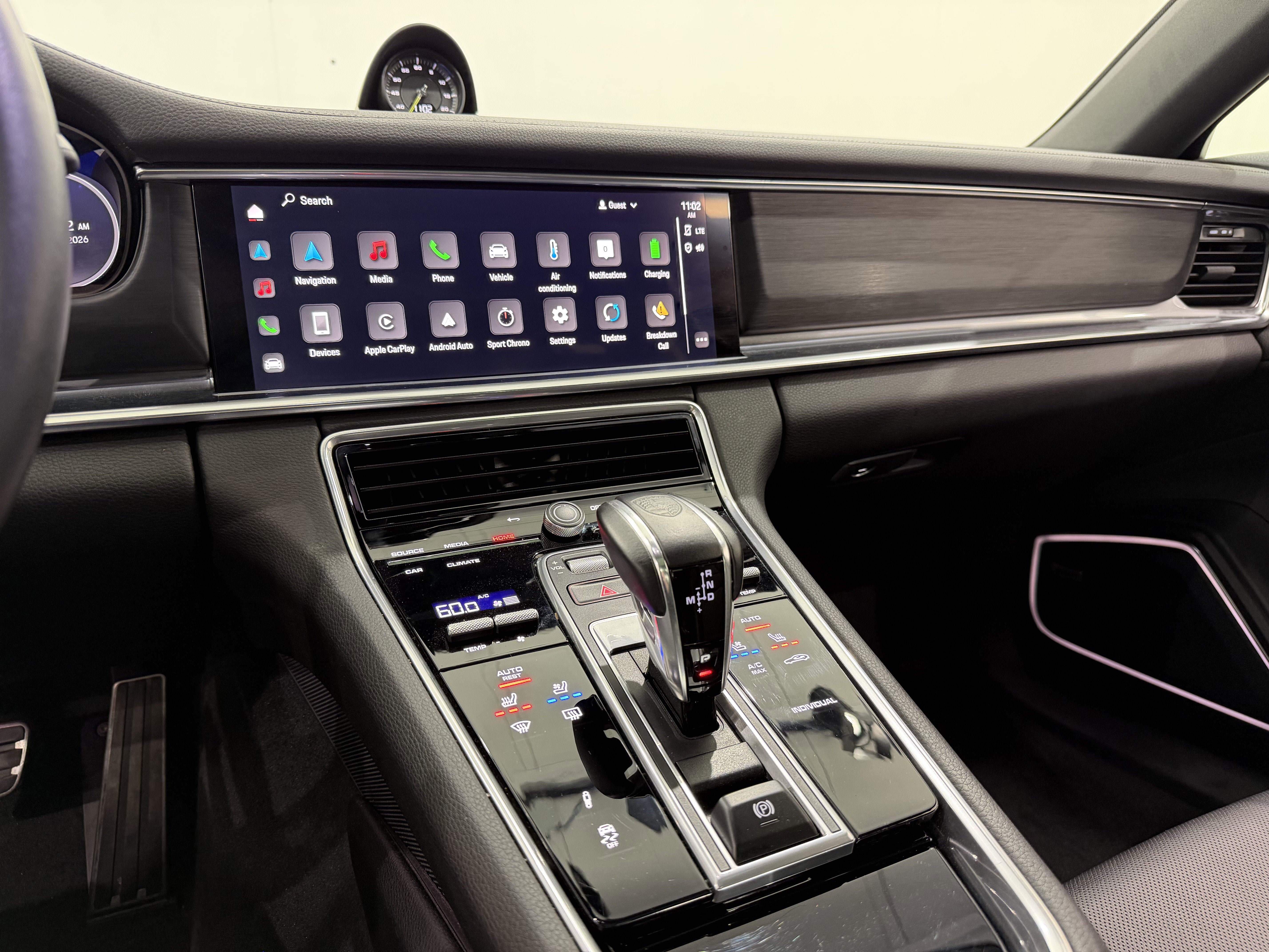 2023 Porsche Panamera 4 E-Hybrid Platinum Edition