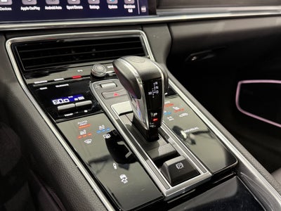 2023 Porsche Panamera 4 E-Hybrid Platinum Edition