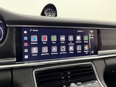 2023 Porsche Panamera 4 E-Hybrid Platinum Edition