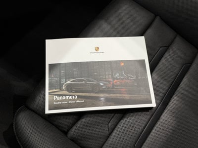 2023 Porsche Panamera 4 E-Hybrid Platinum Edition