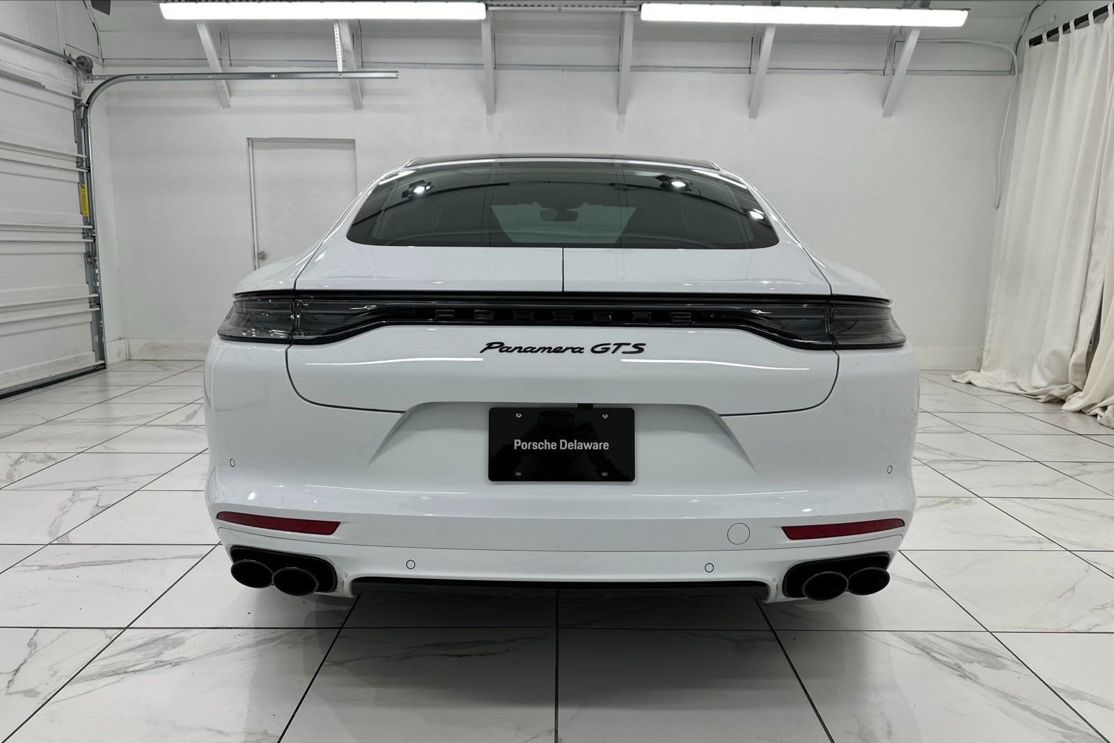 2023 Porsche Panamera GTS