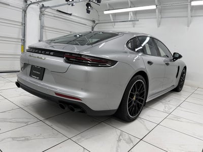 2019 Porsche Panamera Turbo S E-Hybrid