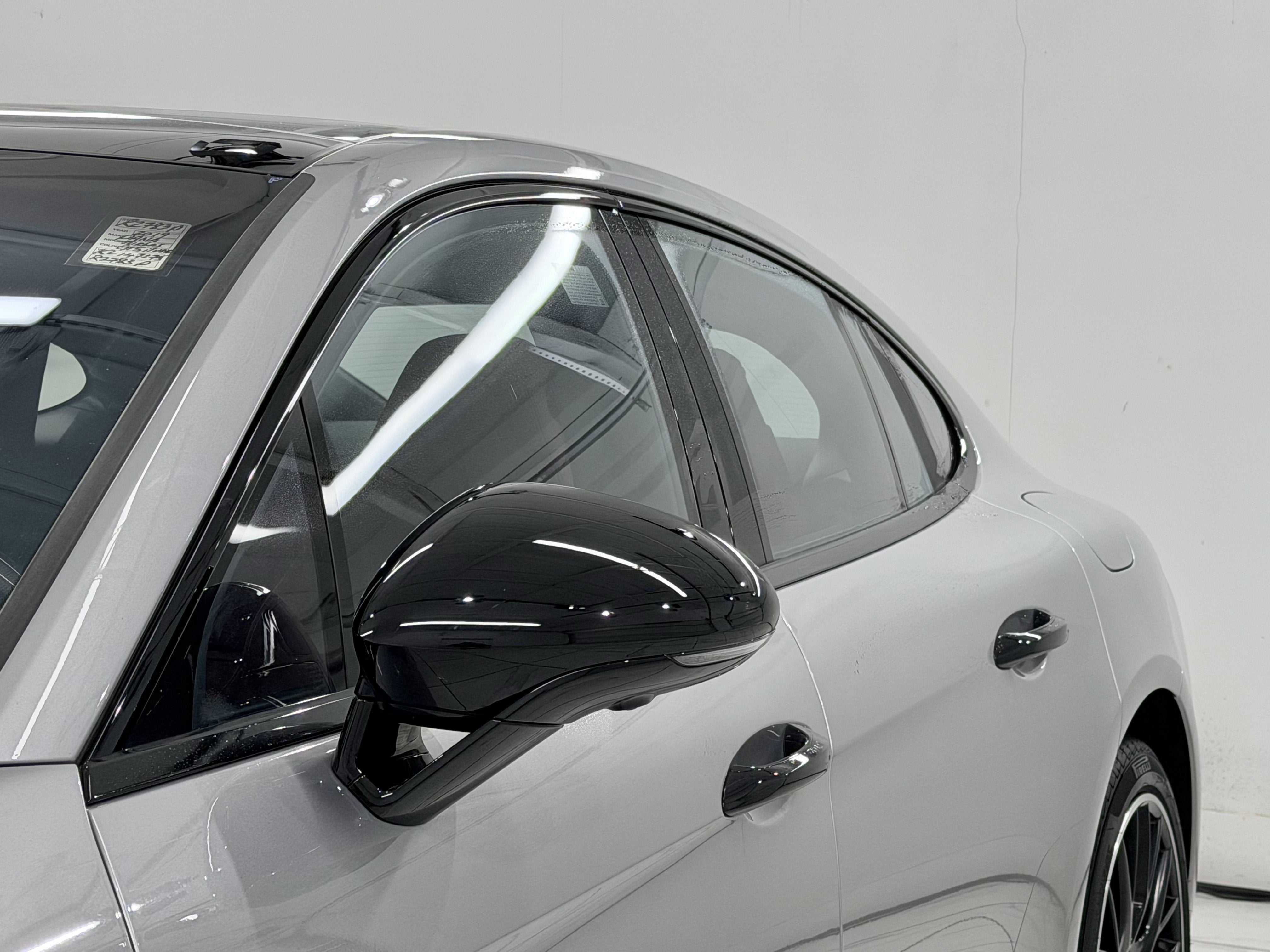 2019 Porsche Panamera Turbo S E-Hybrid