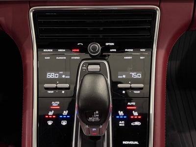 2019 Porsche Panamera Turbo S E-Hybrid