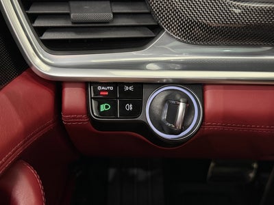 2019 Porsche Panamera Turbo S E-Hybrid