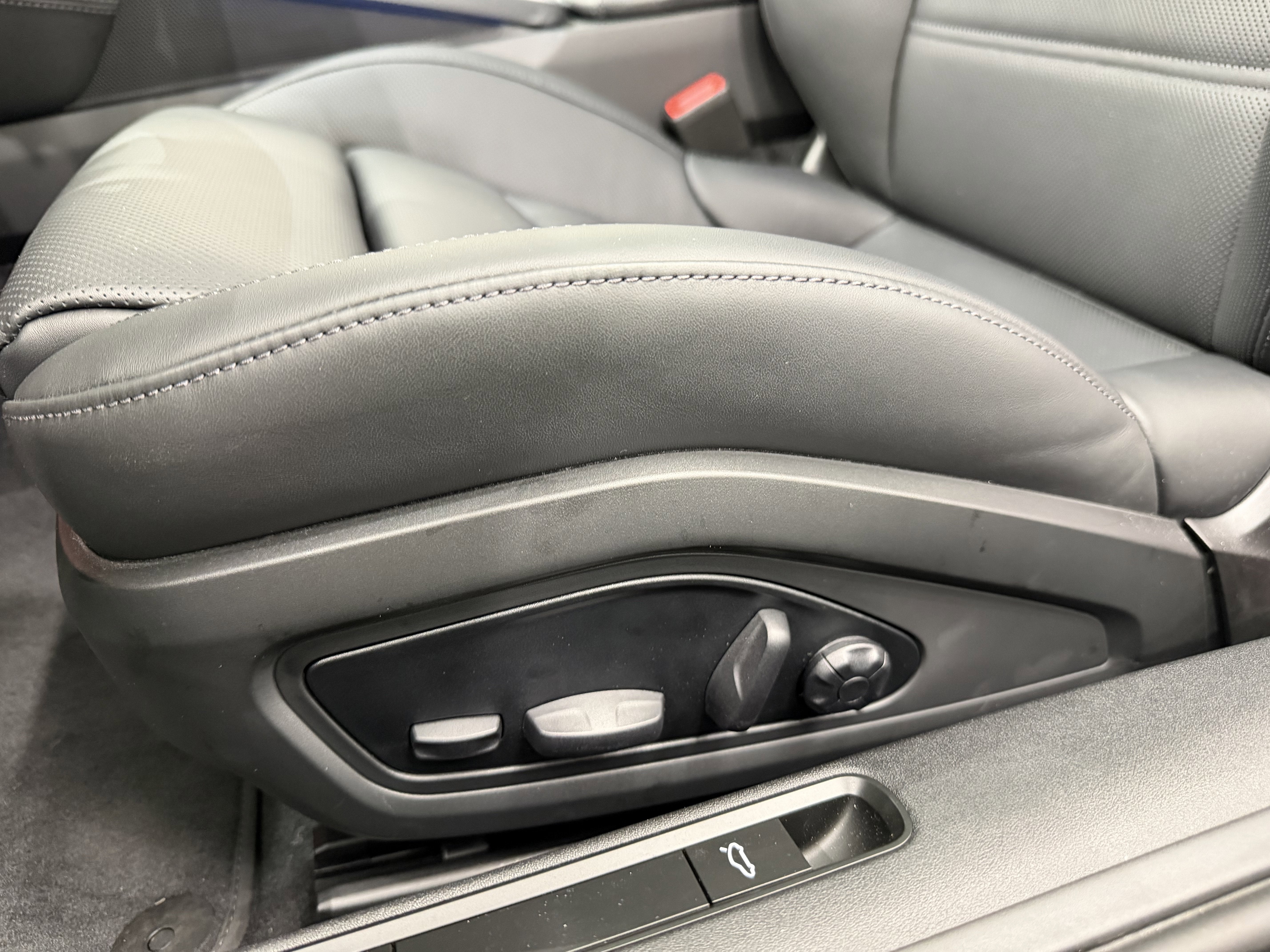 2025 Porsche 911 Carrera S