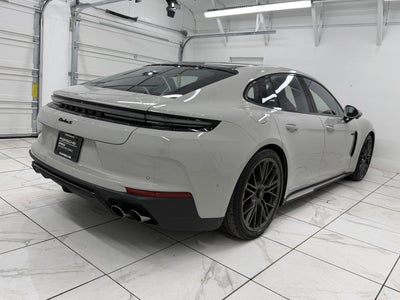 2025 Porsche Panamera Turbo S E-Hybrid