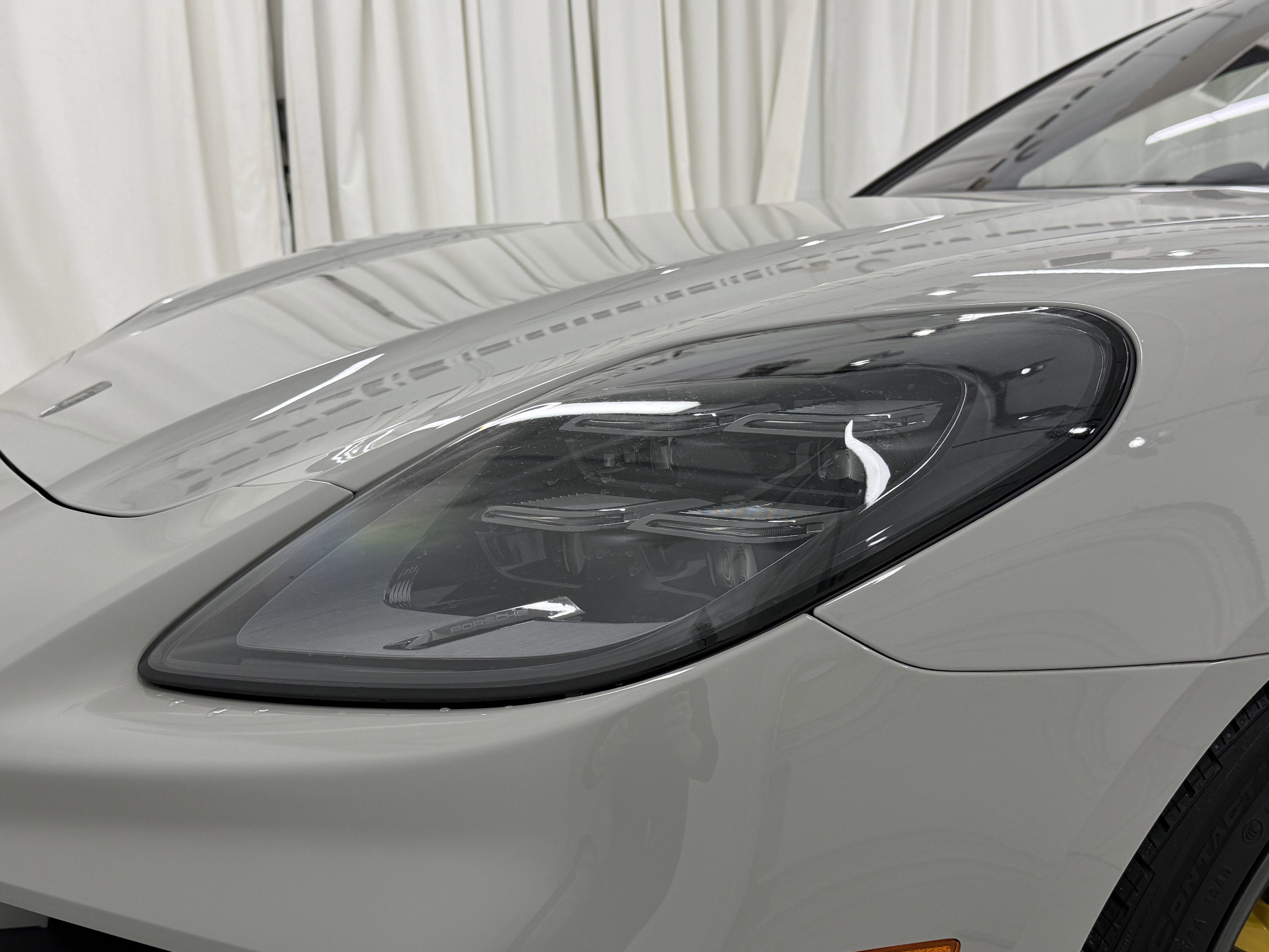 2025 Porsche Panamera Turbo S E-Hybrid