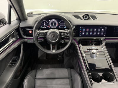 2025 Porsche Panamera Turbo S E-Hybrid